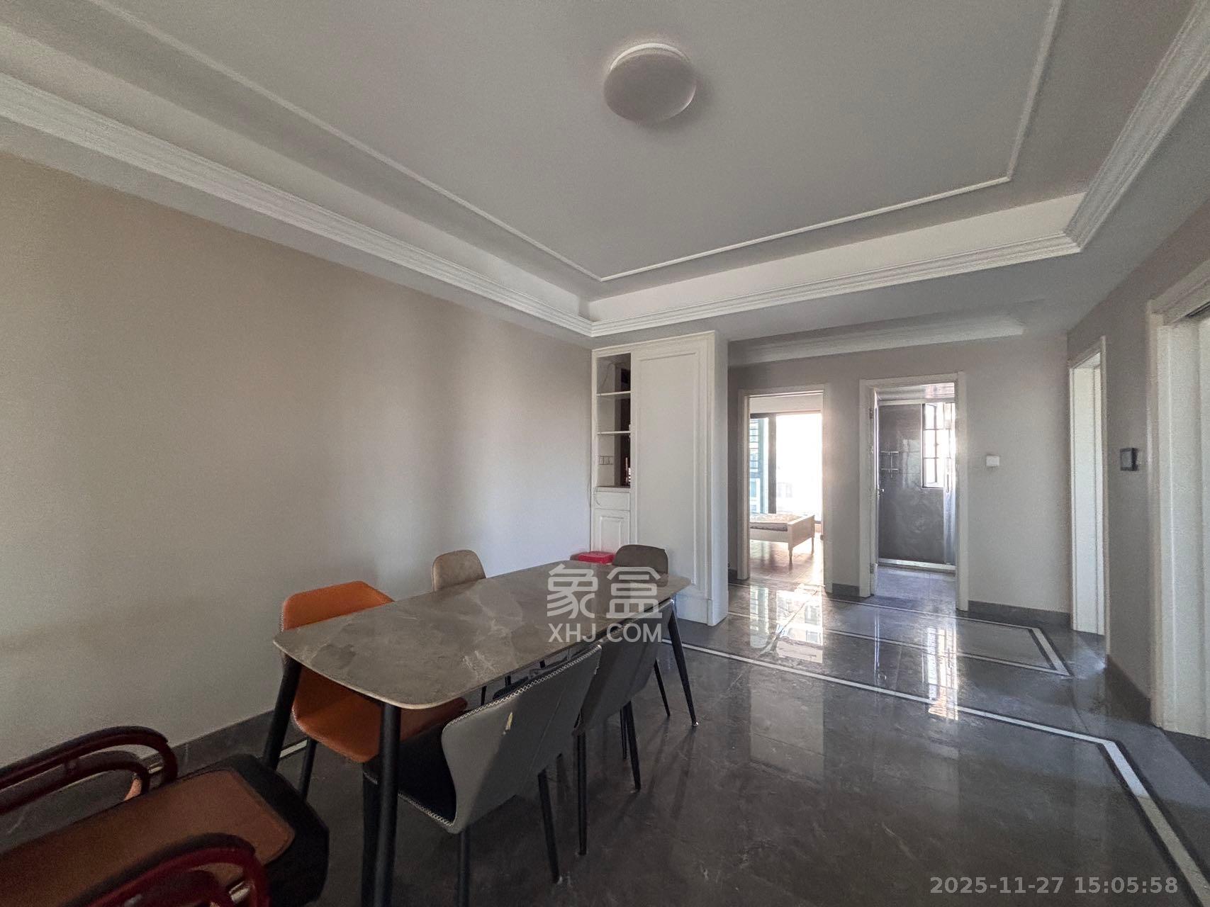 中海珑悦府  1室0厅0卫    3400.0元/月室内图