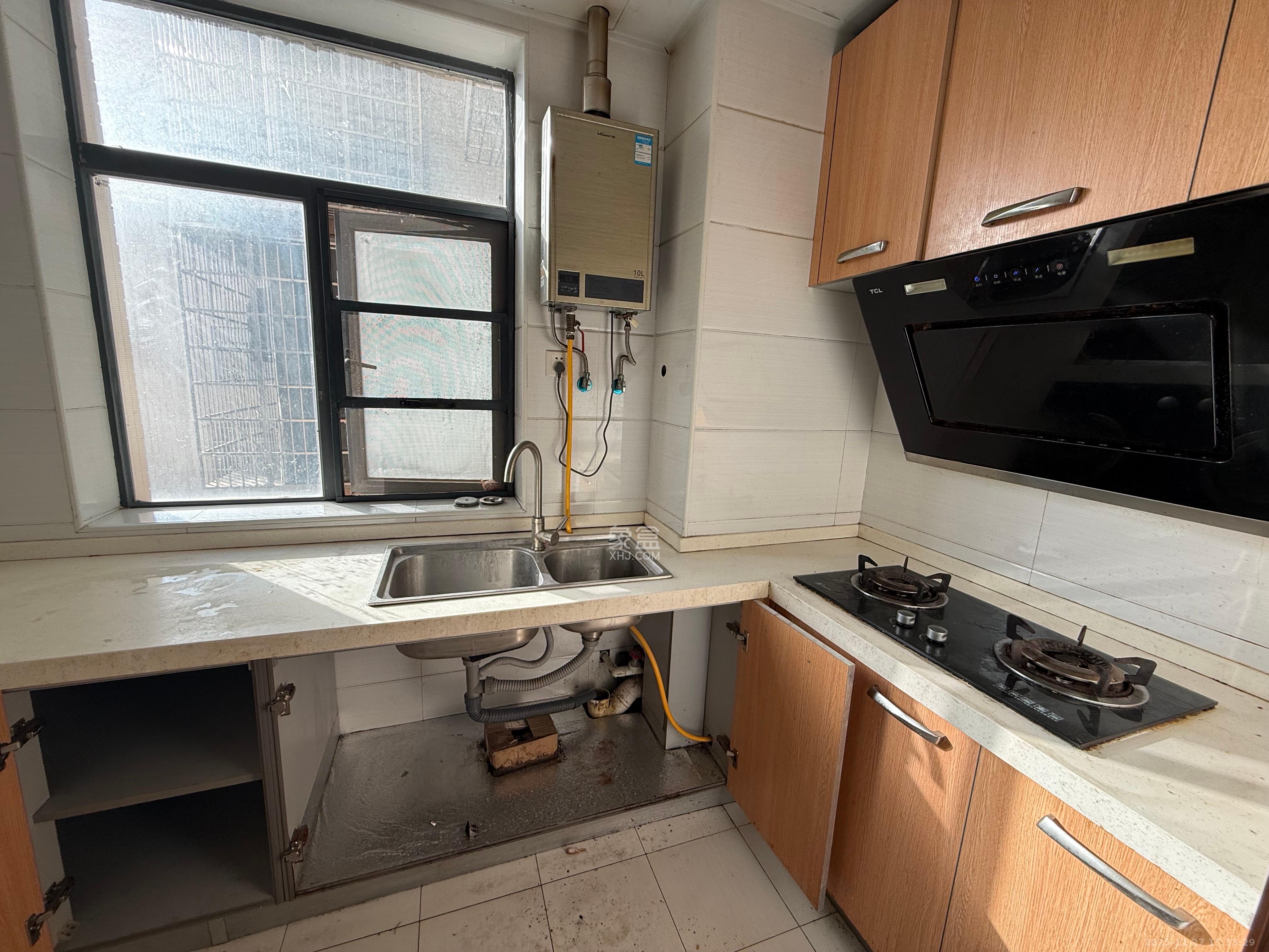 茶山馨苑 1室2厅1卫 2500.0元/月 茶山馨苑 1室2厅1卫 2500.0元/月室内图