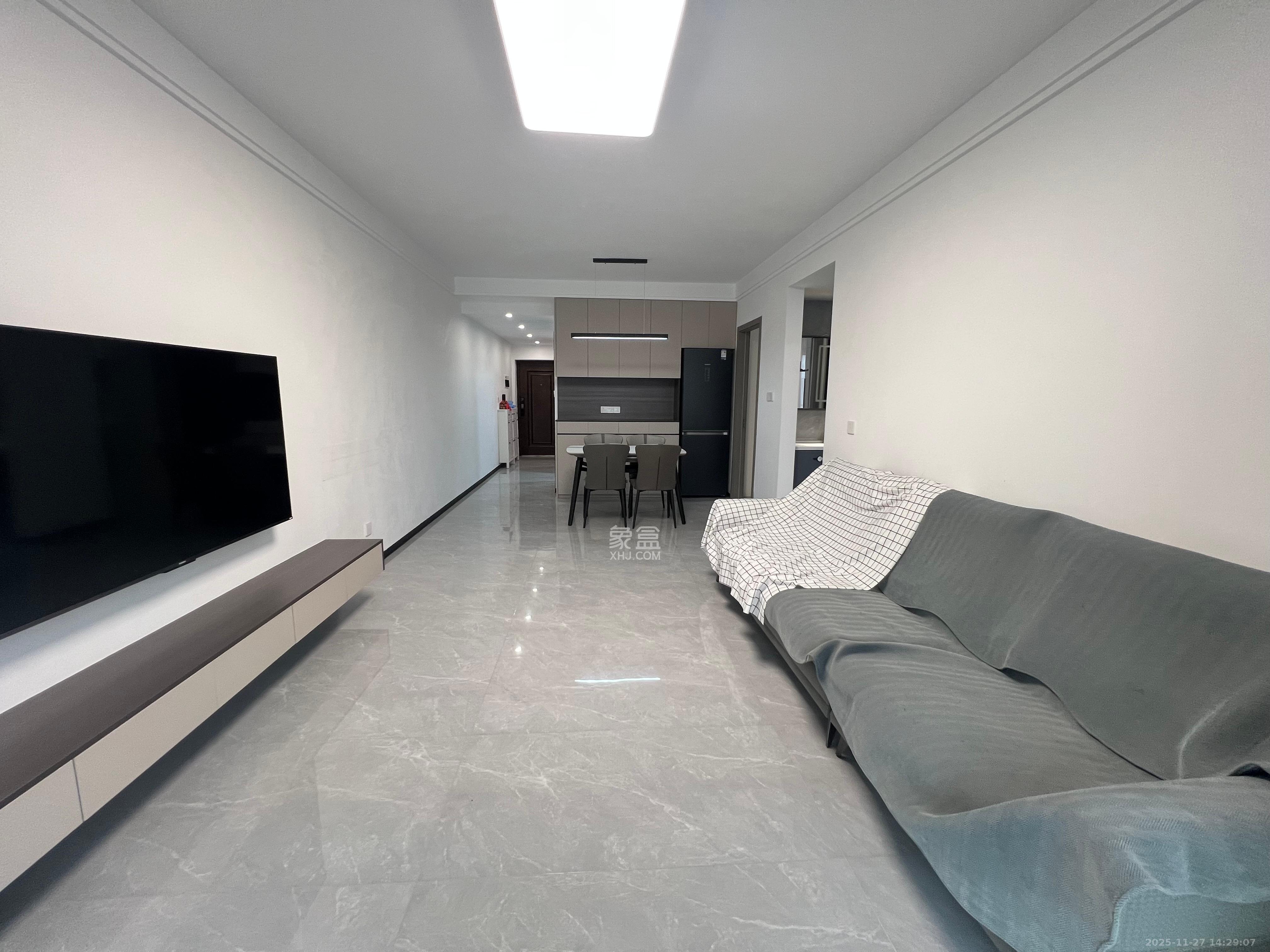 天城国际广场 3室2厅1卫 3500.0元/月 天城国际广场 3室2厅1卫 3500.0元/月室内图