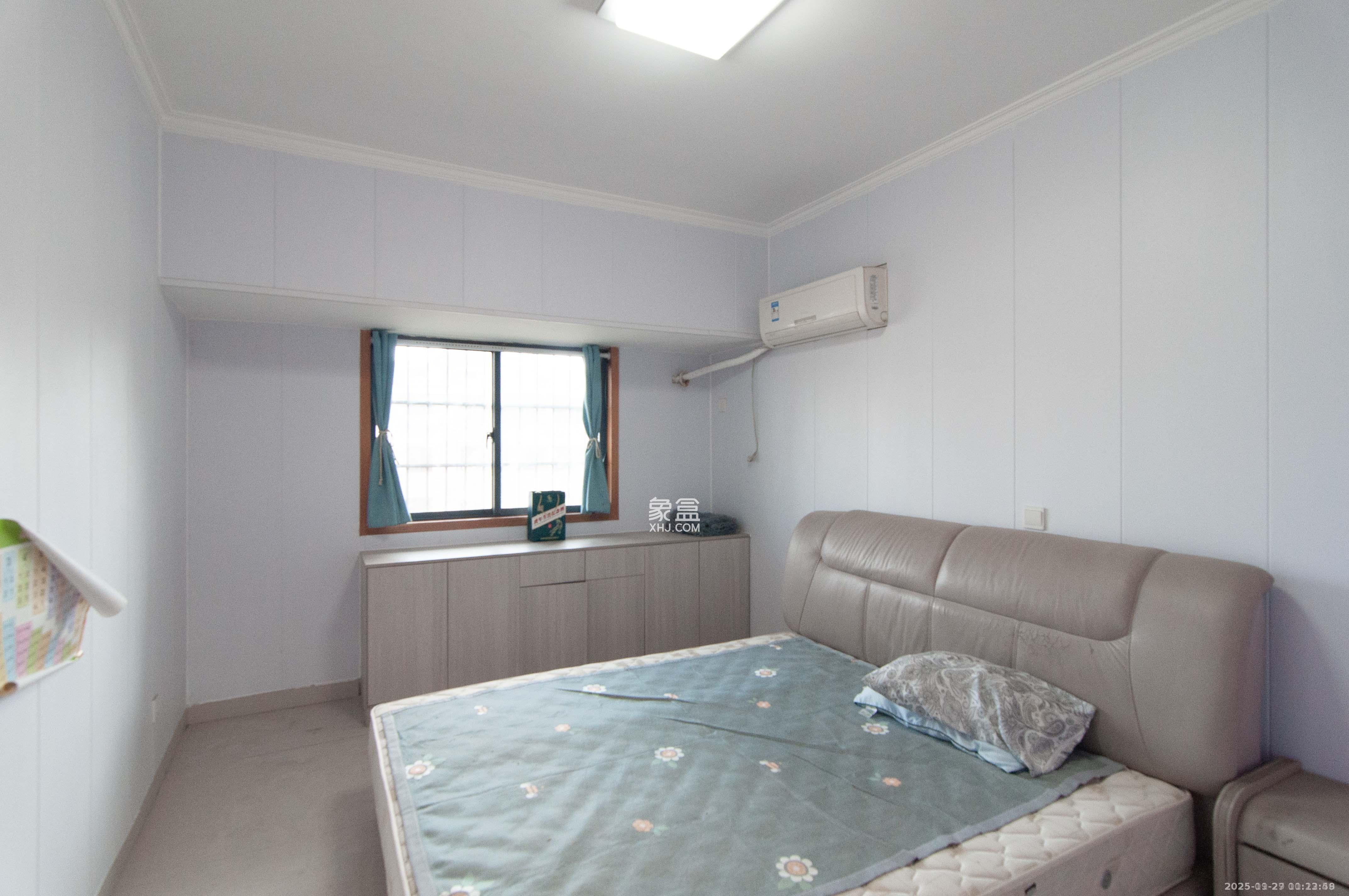 广盛华苑  3室2厅1卫    2500.0元/月室内图