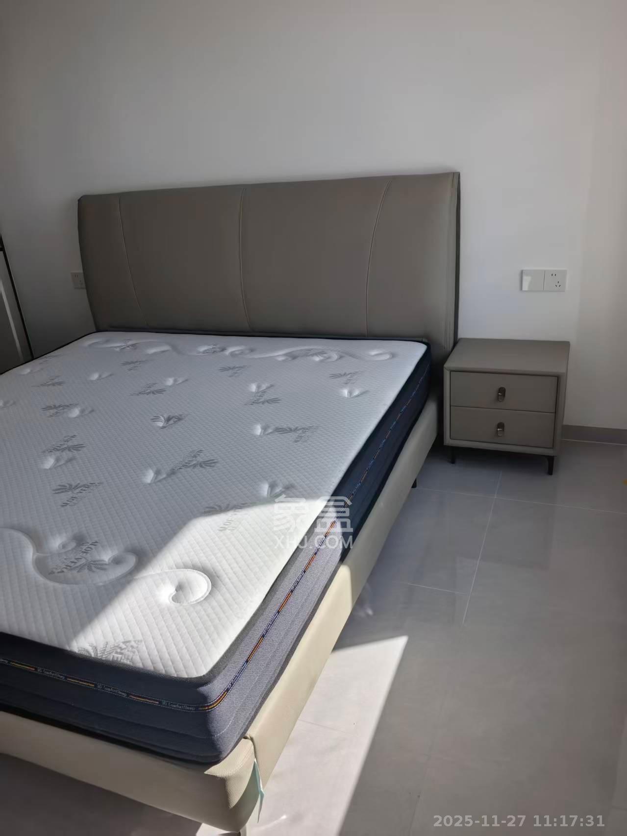 金石蓉园  2室1厅1卫    2500.0元/月室内图