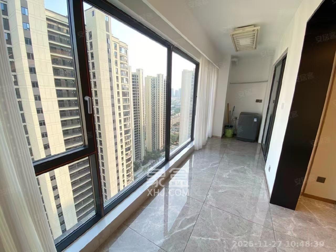 旭辉雨花郡 4室2厅2卫 4500.0元/月 旭辉雨花郡 4室2厅2卫 4500.0元/月室内图