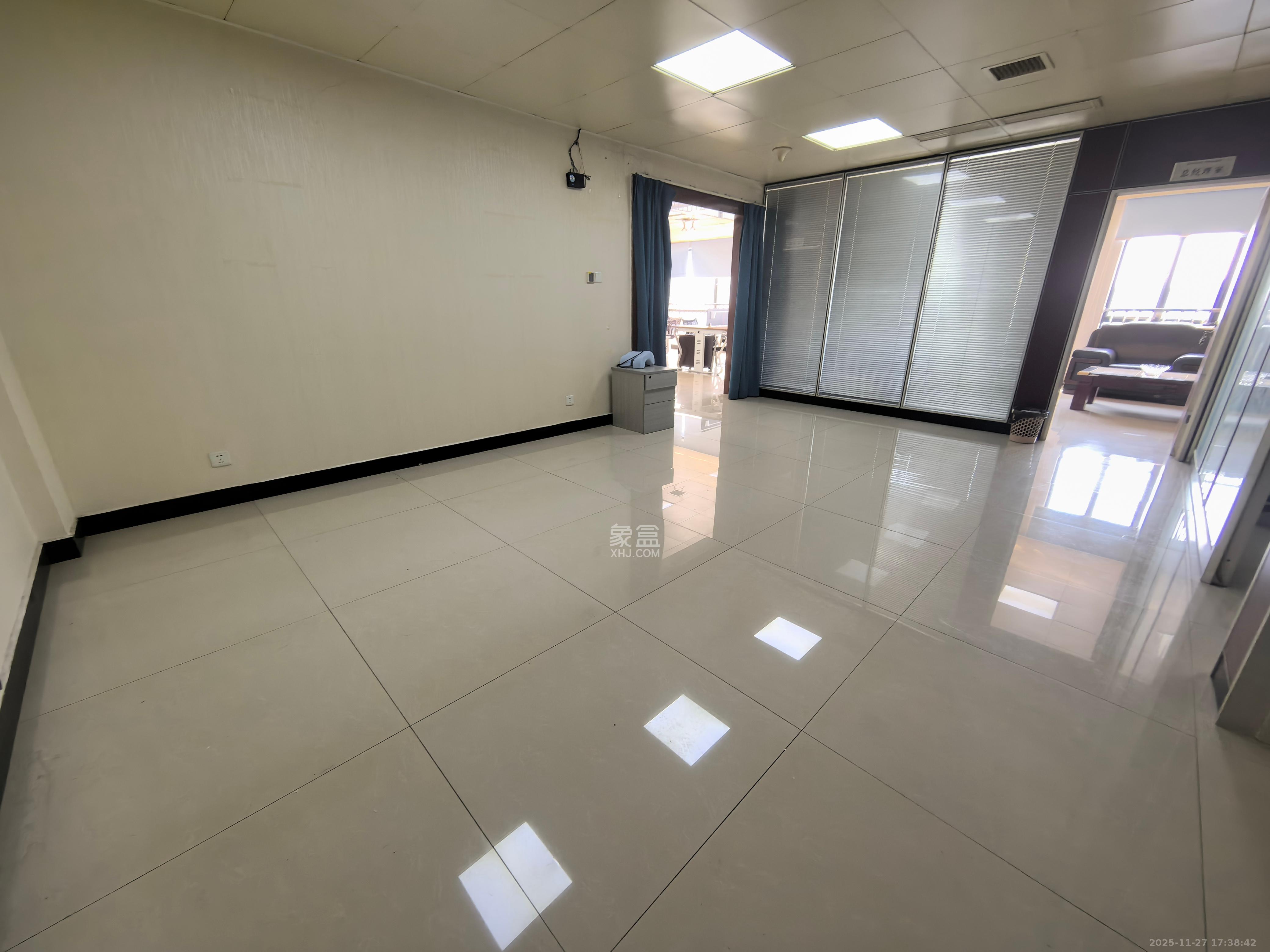 和庄 4室2厅2卫 3900.0元/月 和庄 4室2厅2卫 3900.0元/月室内图