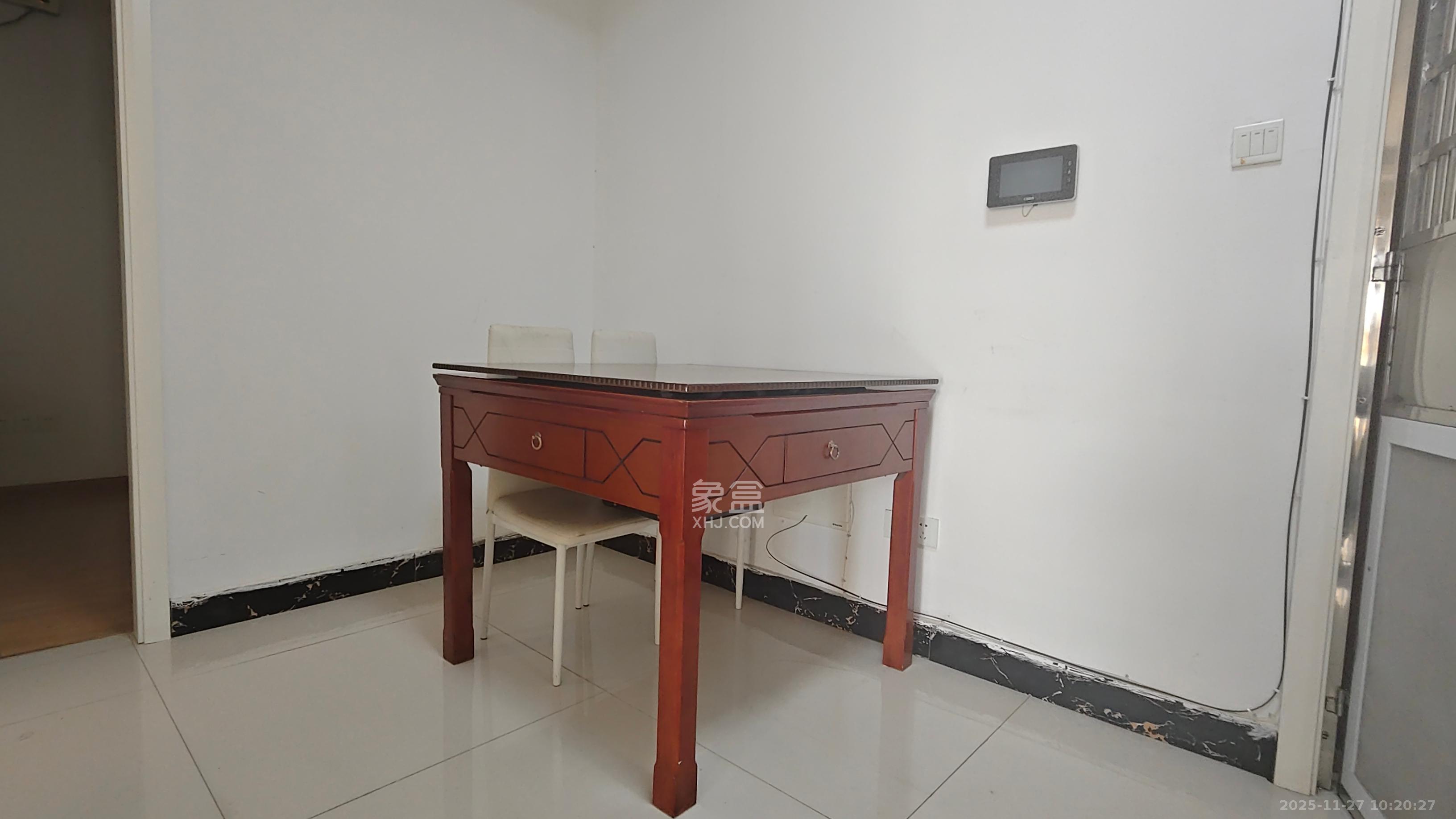 万博汇  2室1厅1卫    2600.0元/月室内图