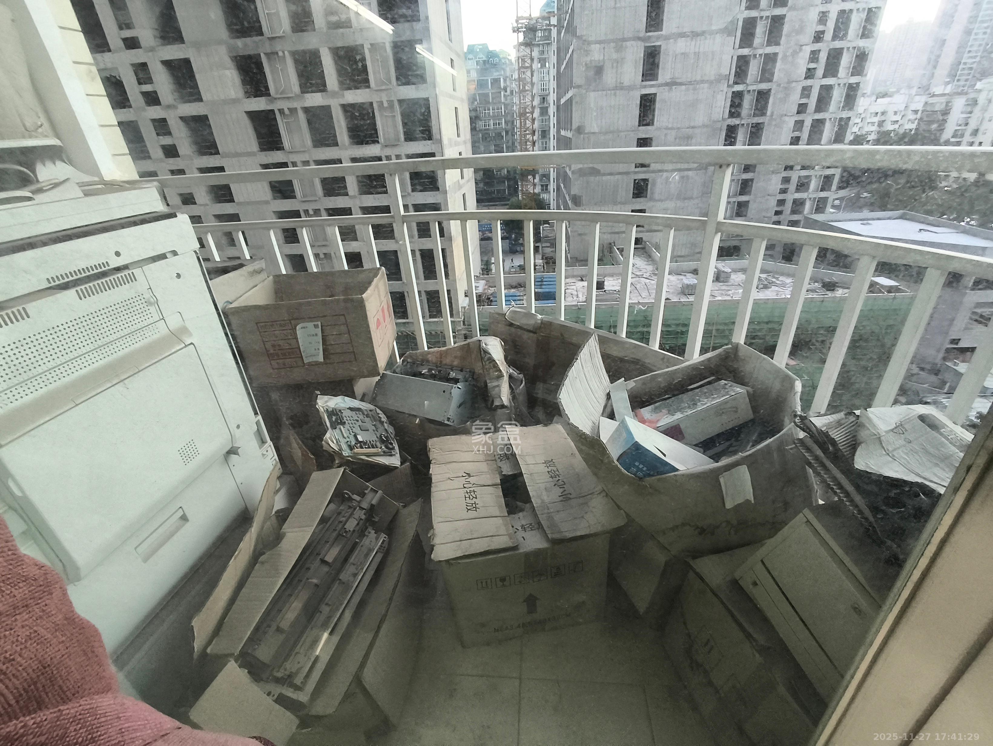 朝阳银座 1室1厅1卫 1800.0元/月 朝阳银座 1室1厅1卫 1800.0元/月室内图