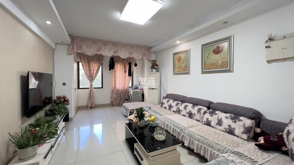 嘉盛华府  2室2厅2卫    34.8万