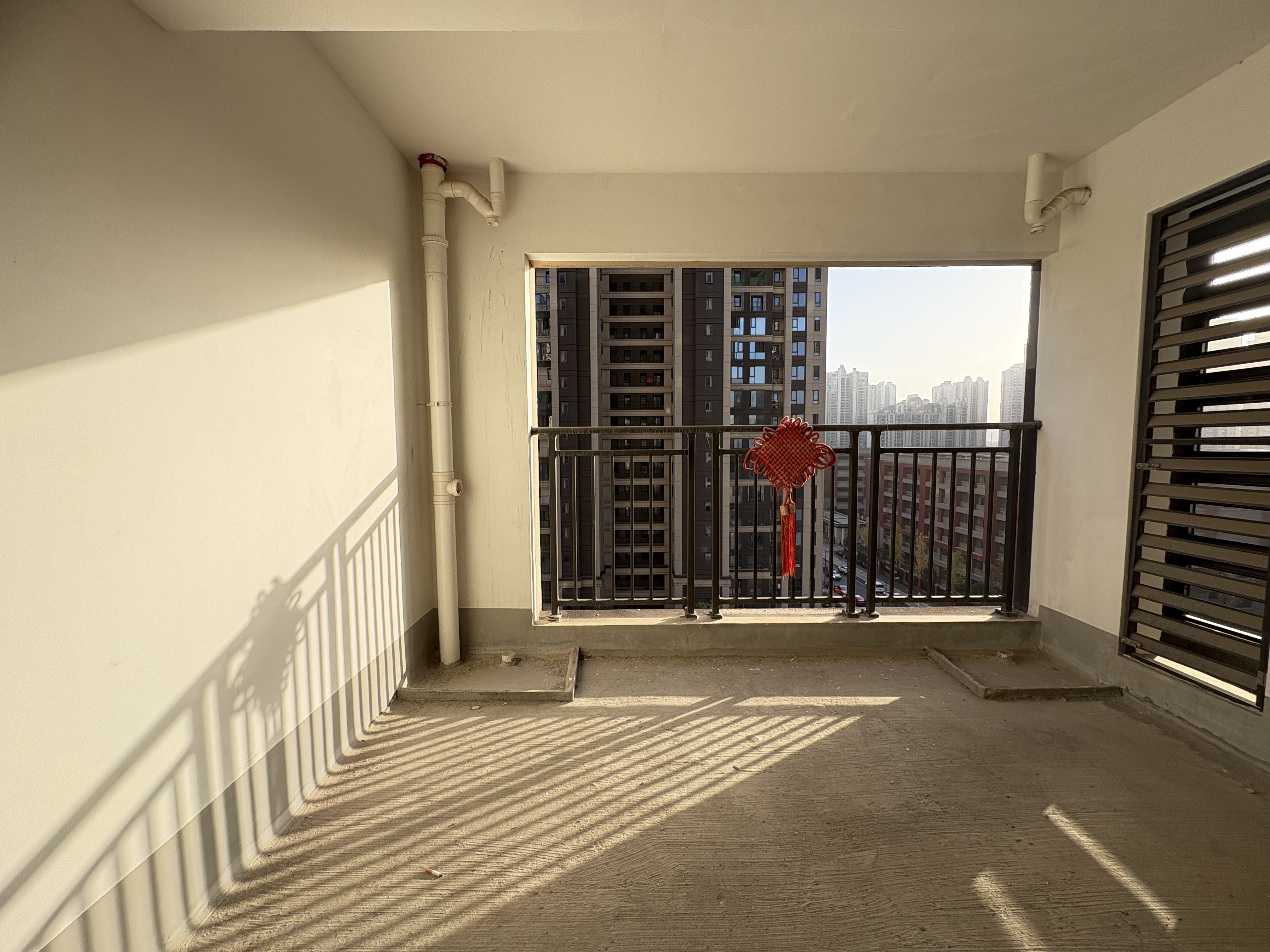 建发央著  3室2厅2卫    79.8万室内图