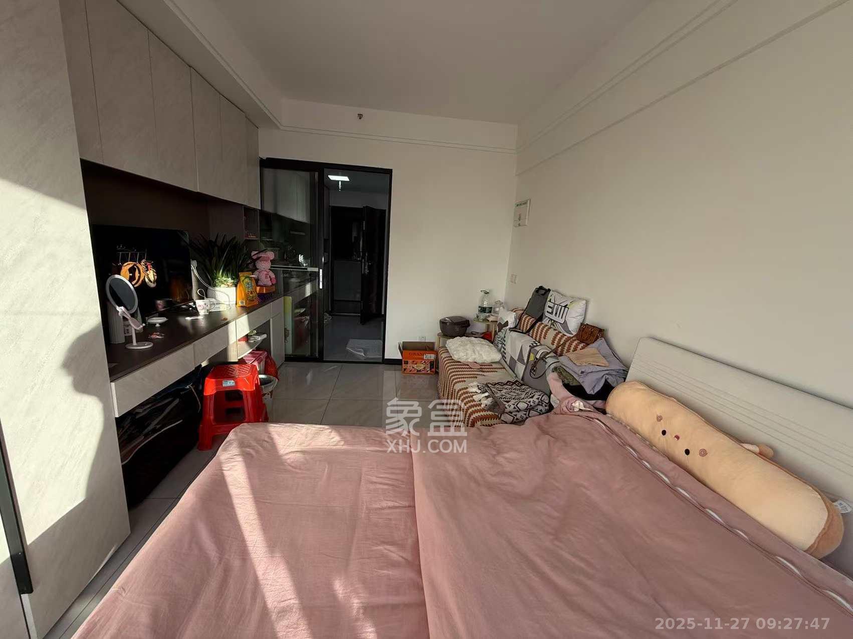 保利天禧EF区  1室1厅1卫    1600.0元/月