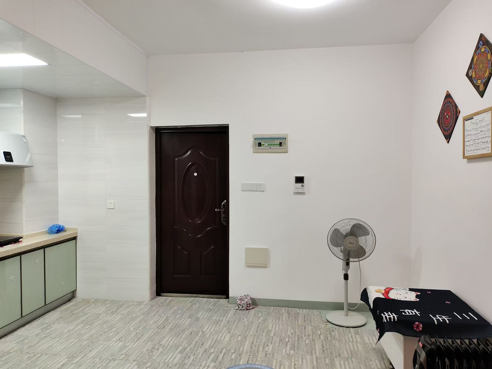 水映豪廷(一,二,三期) 1室1厅1卫 1300.0元/月 水映豪廷(一,二,三期) 1室1厅1卫 1300.0元/月室内图