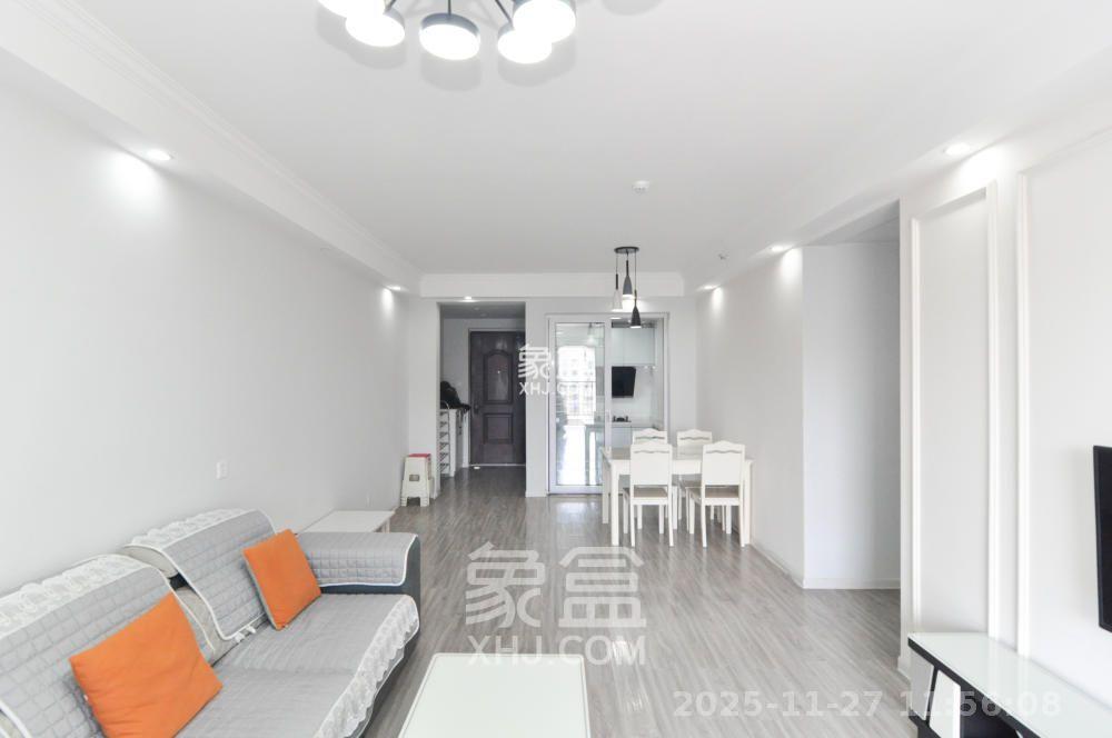 卓越浅水湾 3室2厅2卫 2700.0元/月 卓越浅水湾 3室2厅2卫 2700.0元/月室内图