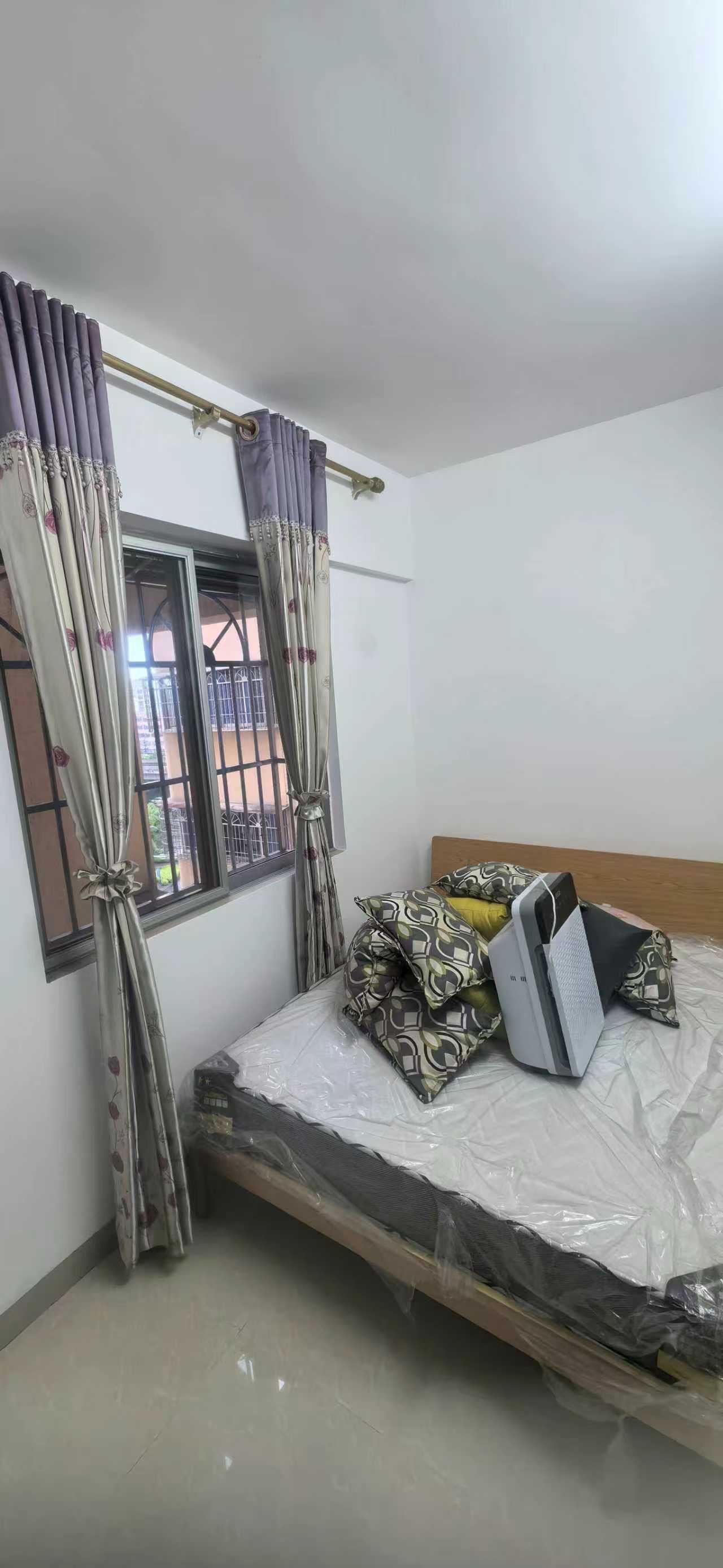 京江花园 3室2厅2卫 2600.0元/月 京江花园 3室2厅2卫 2600.0元/月室内图