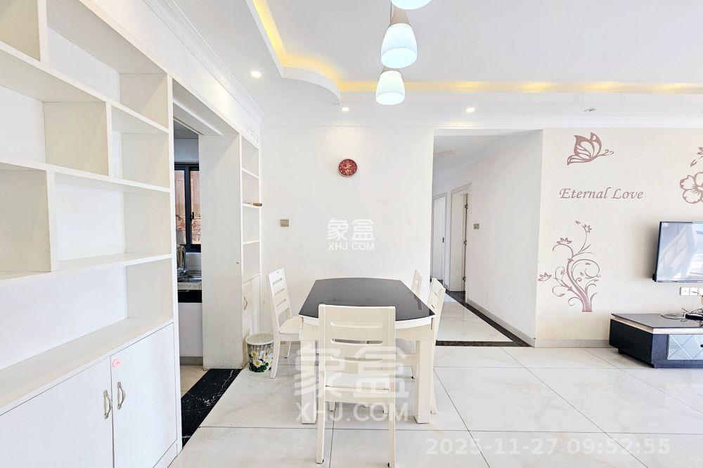 武广美誉 3室2厅1卫 2600.0元/月 武广美誉 3室2厅1卫 2600.0元/月室内图