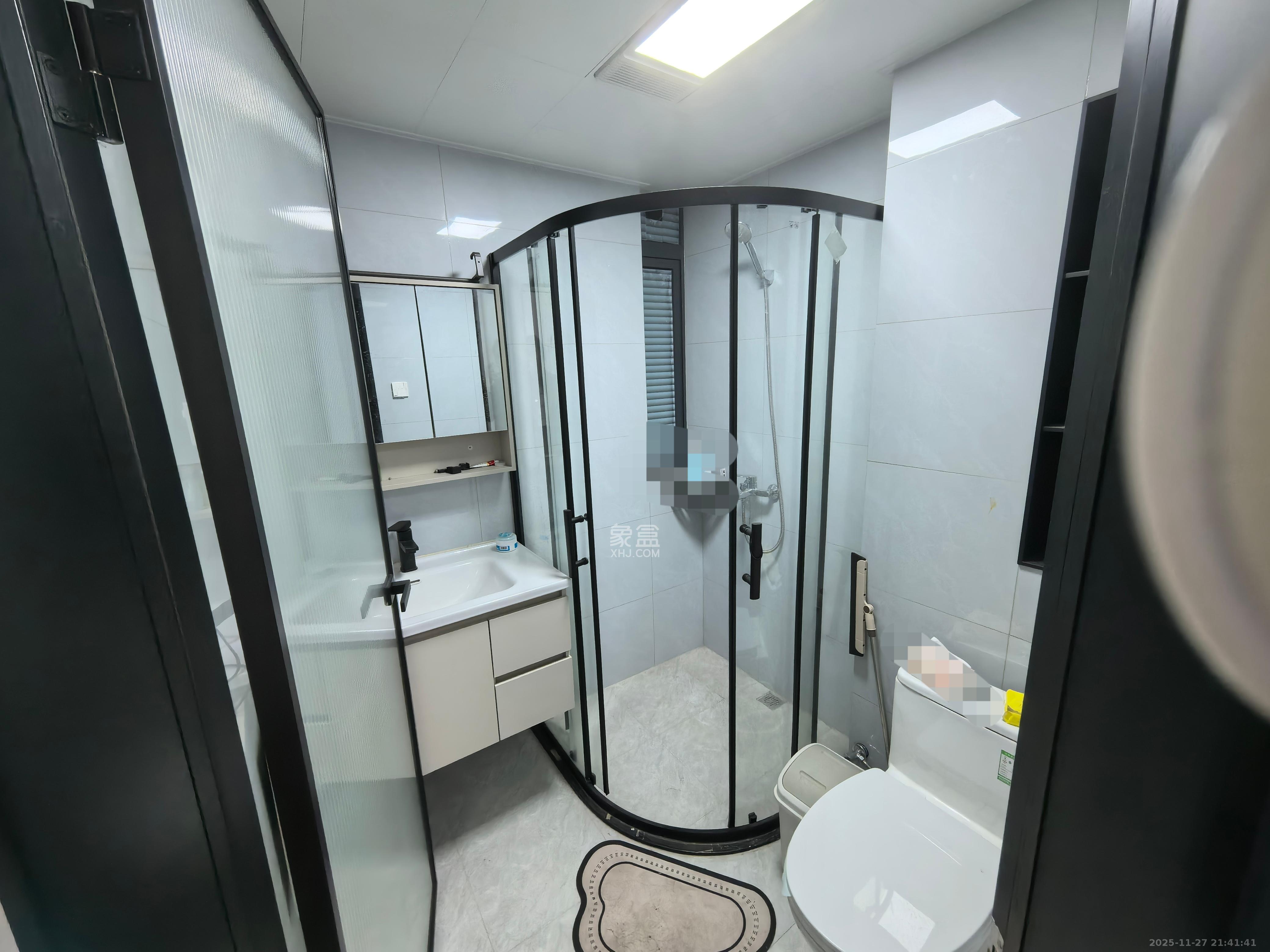 广泽上苑 3室1厅2卫 3000.0元/月 广泽上苑 3室1厅2卫 3000.0元/月室内图