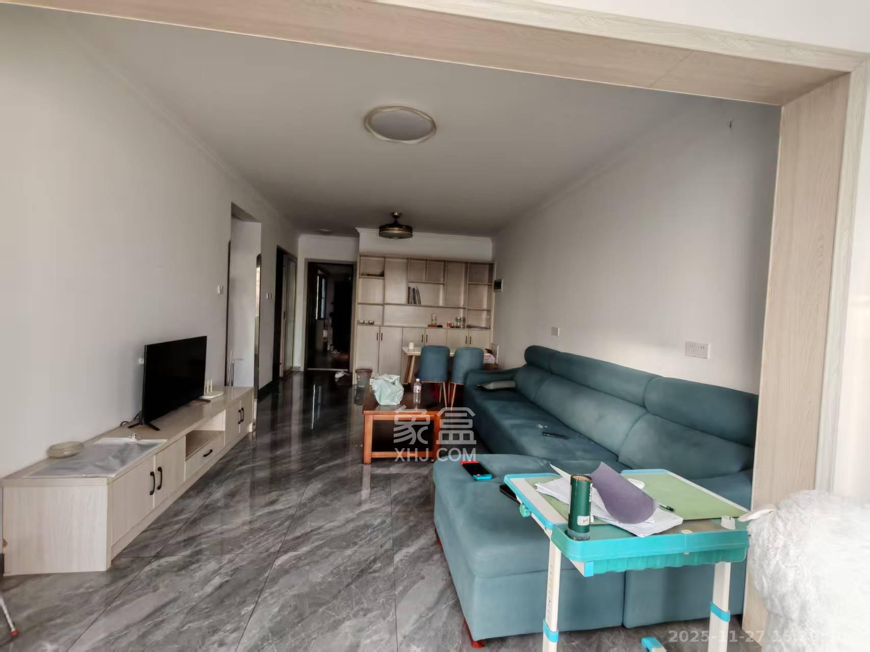 深业睿城  3室2厅1卫    2400.0元/月室内图