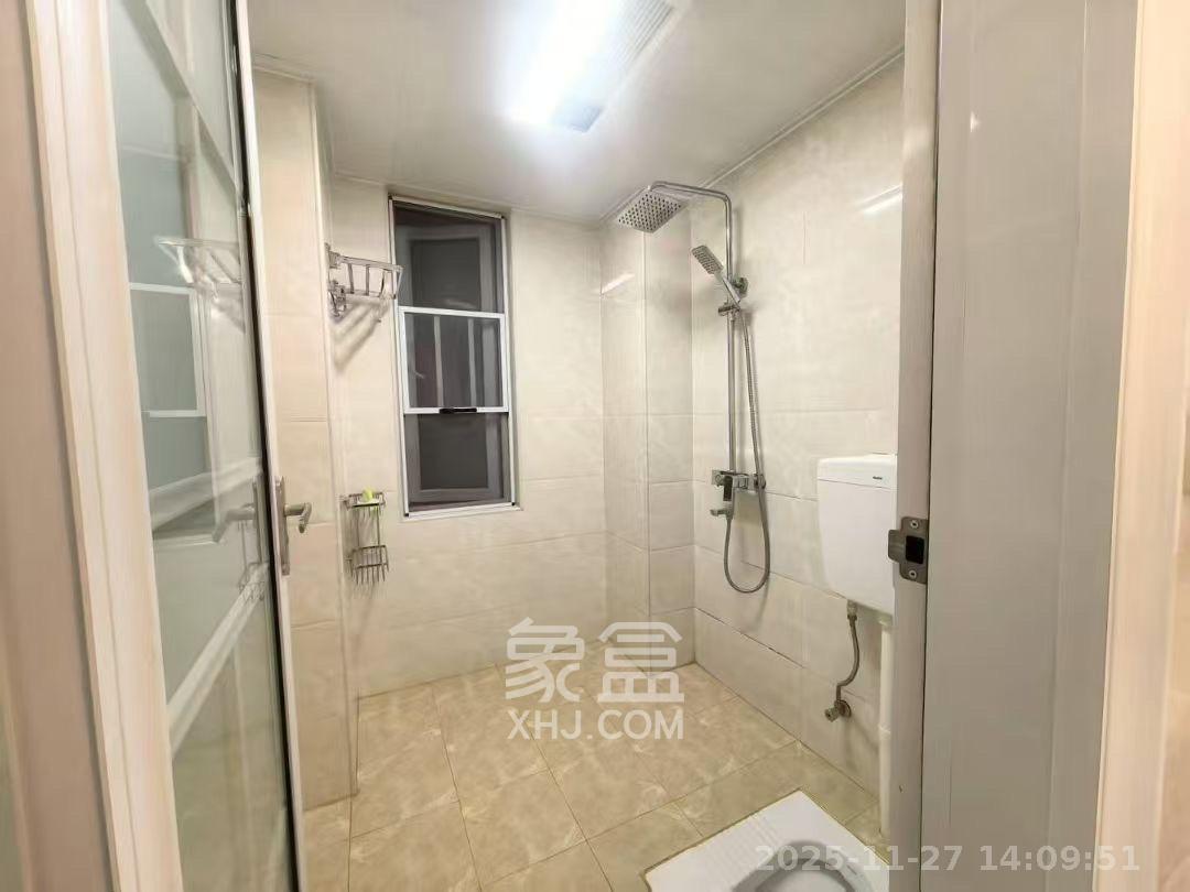 金地格林公馆  3室1厅1卫    3000.0元/月室内图