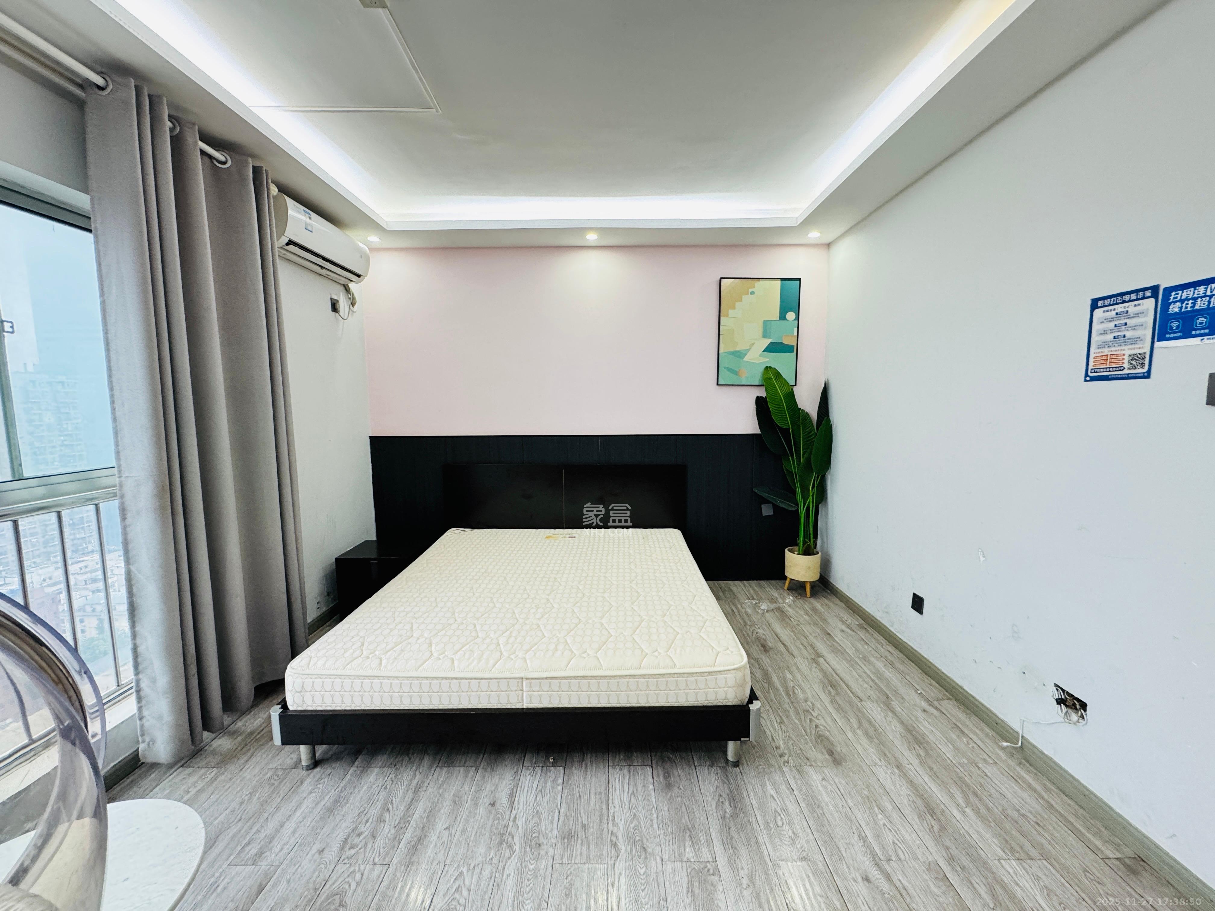 君临国际 1室1厅1卫 1500.0元/月 君临国际 1室1厅1卫 1500.0元/月室内图