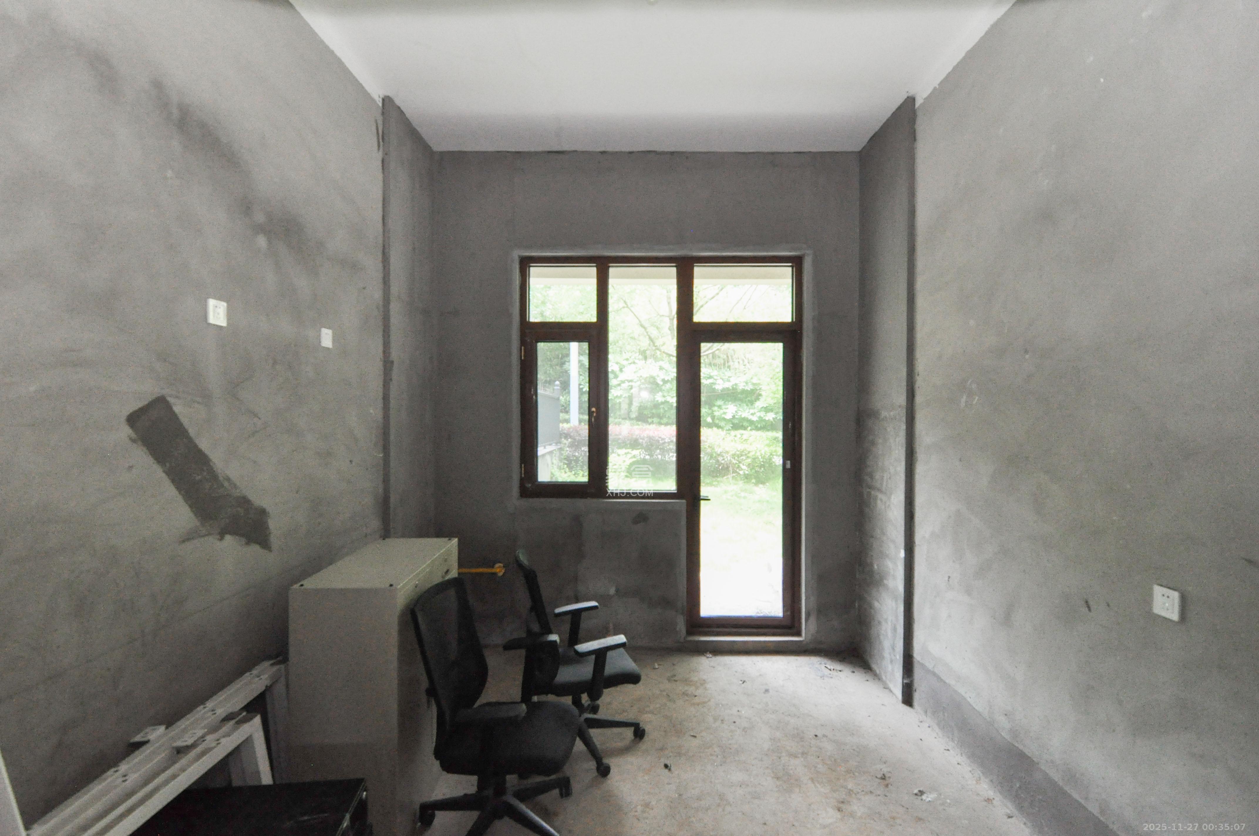 长房梅溪香山 6室2厅4卫 950.0万 长房梅溪香山 6室2厅4卫 950.0万其他