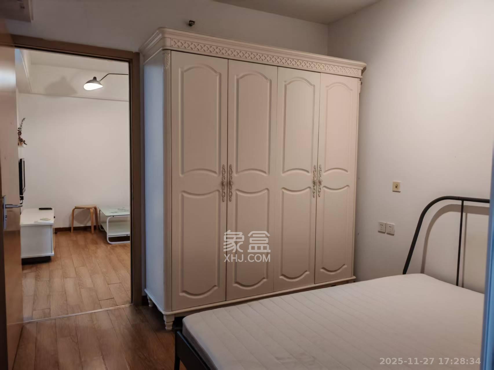 北辰三角洲E3区  1室1厅1卫    2000.0元/月