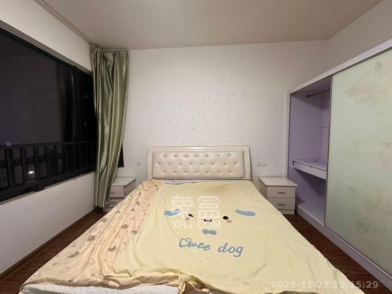 荣悦台 3室2厅2卫 3500.0元/月 荣悦台 3室2厅2卫 3500.0元/月室内图