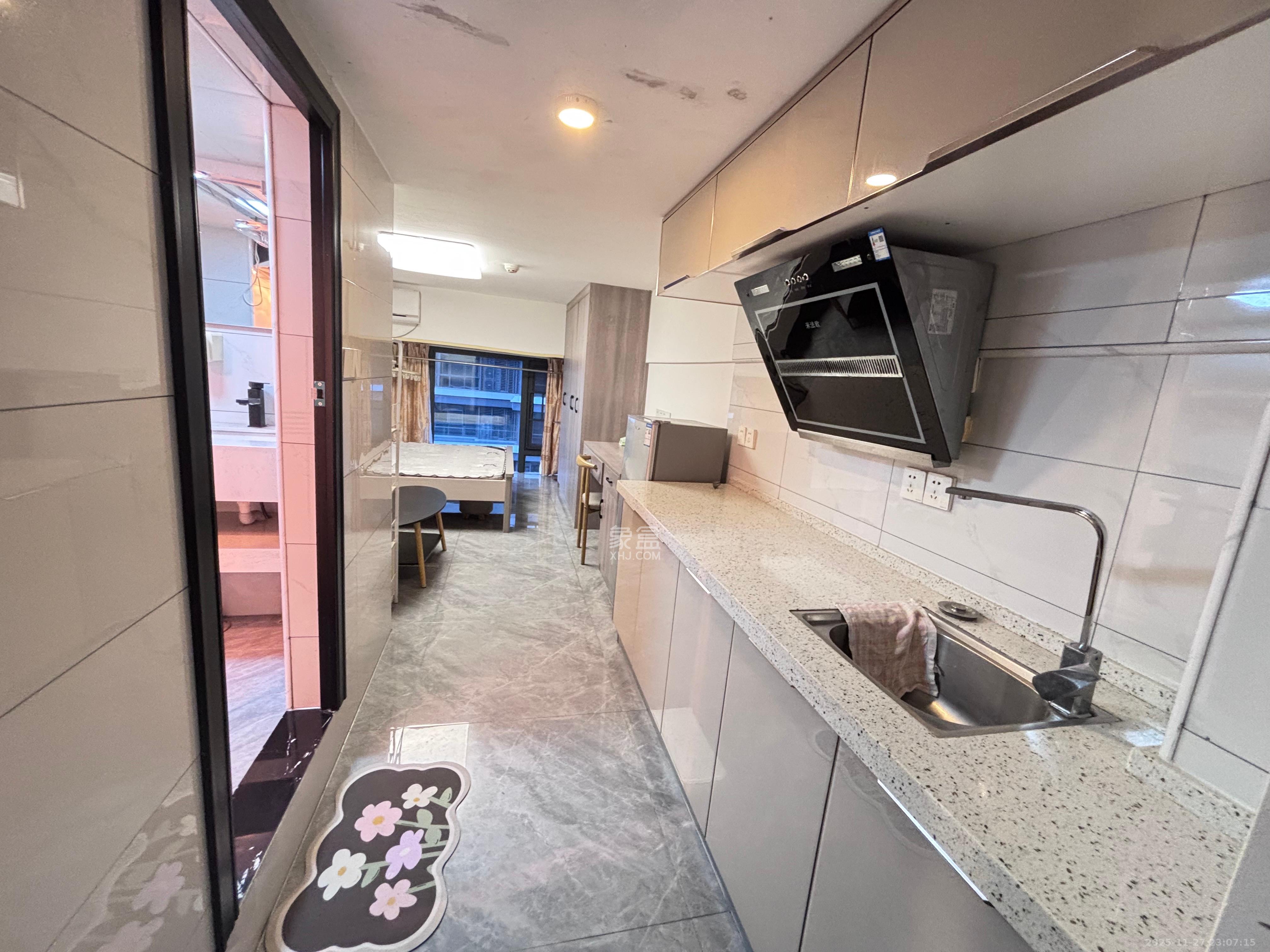 龙湖湘江星座(祺鑫星座公寓) 1室1厅1卫 1200.0元/月 龙湖湘江星座(祺鑫星座公寓) 1室1厅1卫 1200.0元/月室内图