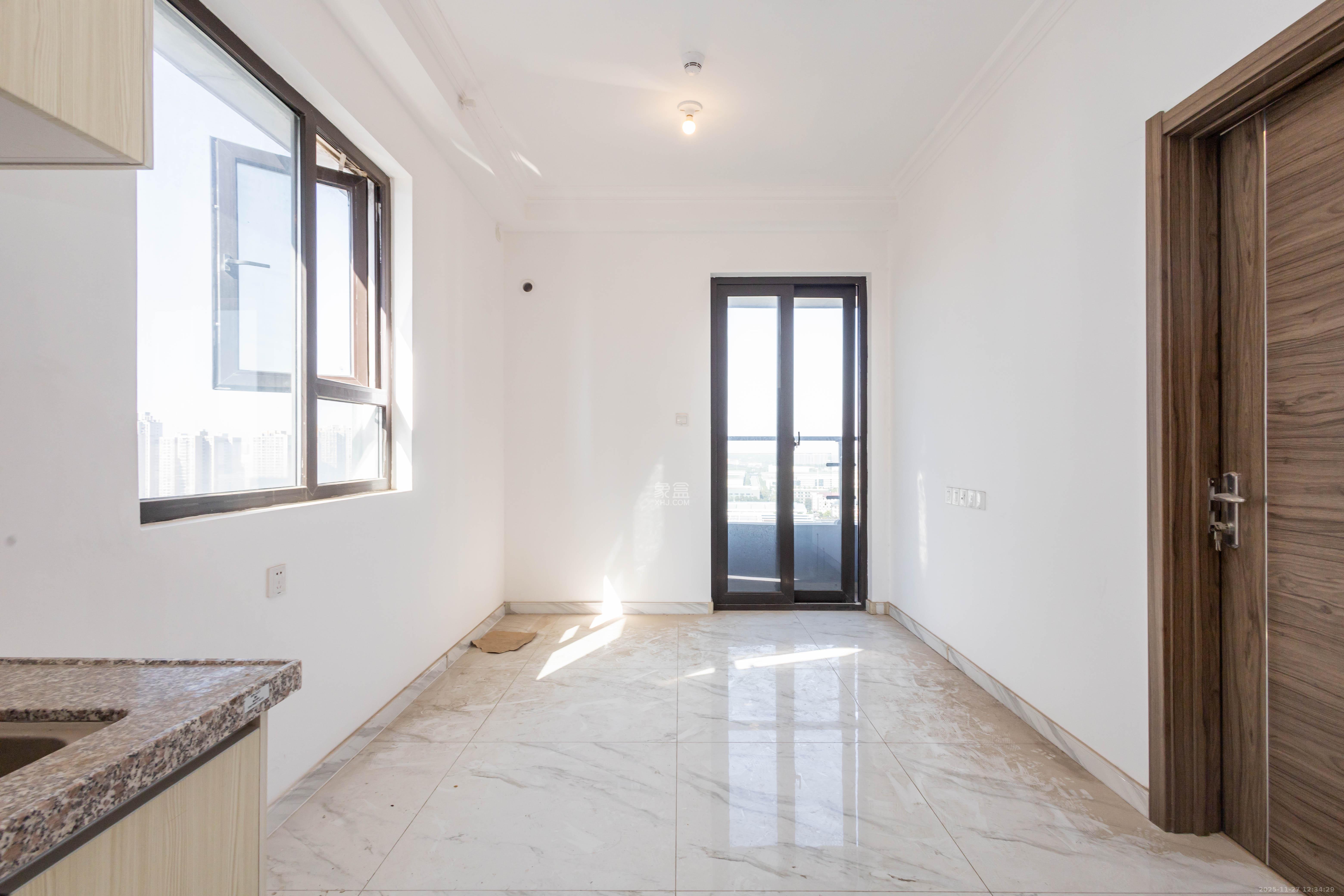 碧桂园星荟 1室1厅1卫 15.5万 碧桂园星荟 1室1厅1卫 15.5万客厅