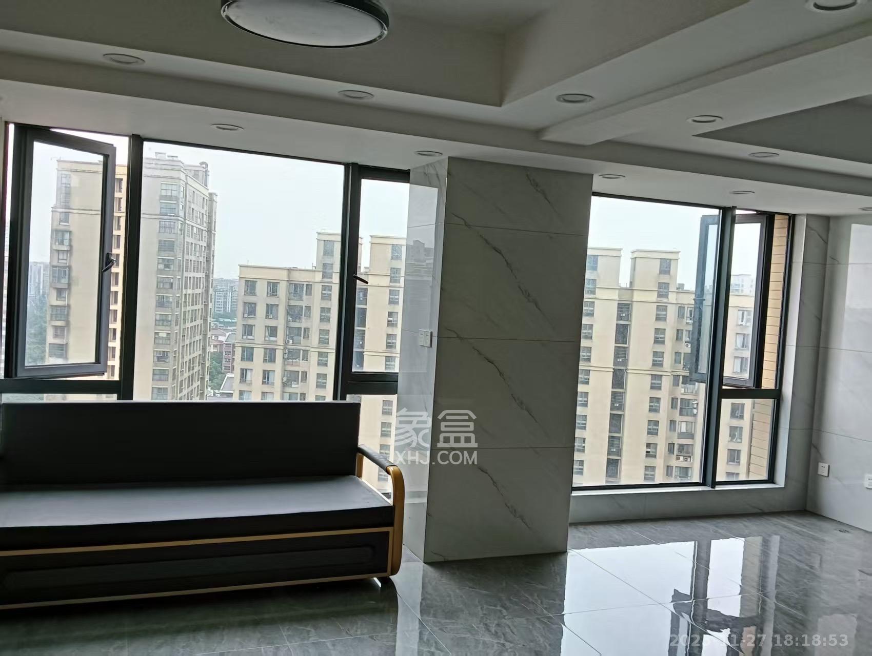 白沙家园(白沙欣苑) 3室2厅1卫 2600.0元/月 白沙家园(白沙欣苑) 3室2厅1卫 2600.0元/月室内图