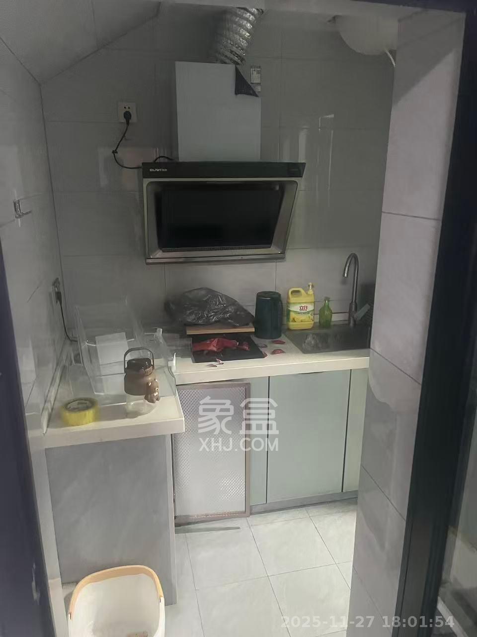 五一新村安置小区(永定社区、永兴社区、永祥社区) 1室0厅0卫 1350.0元/月 五一新村安置小区(永定社区、永兴社区、永祥社区) 1室0厅0卫 1350.0元/月室内图