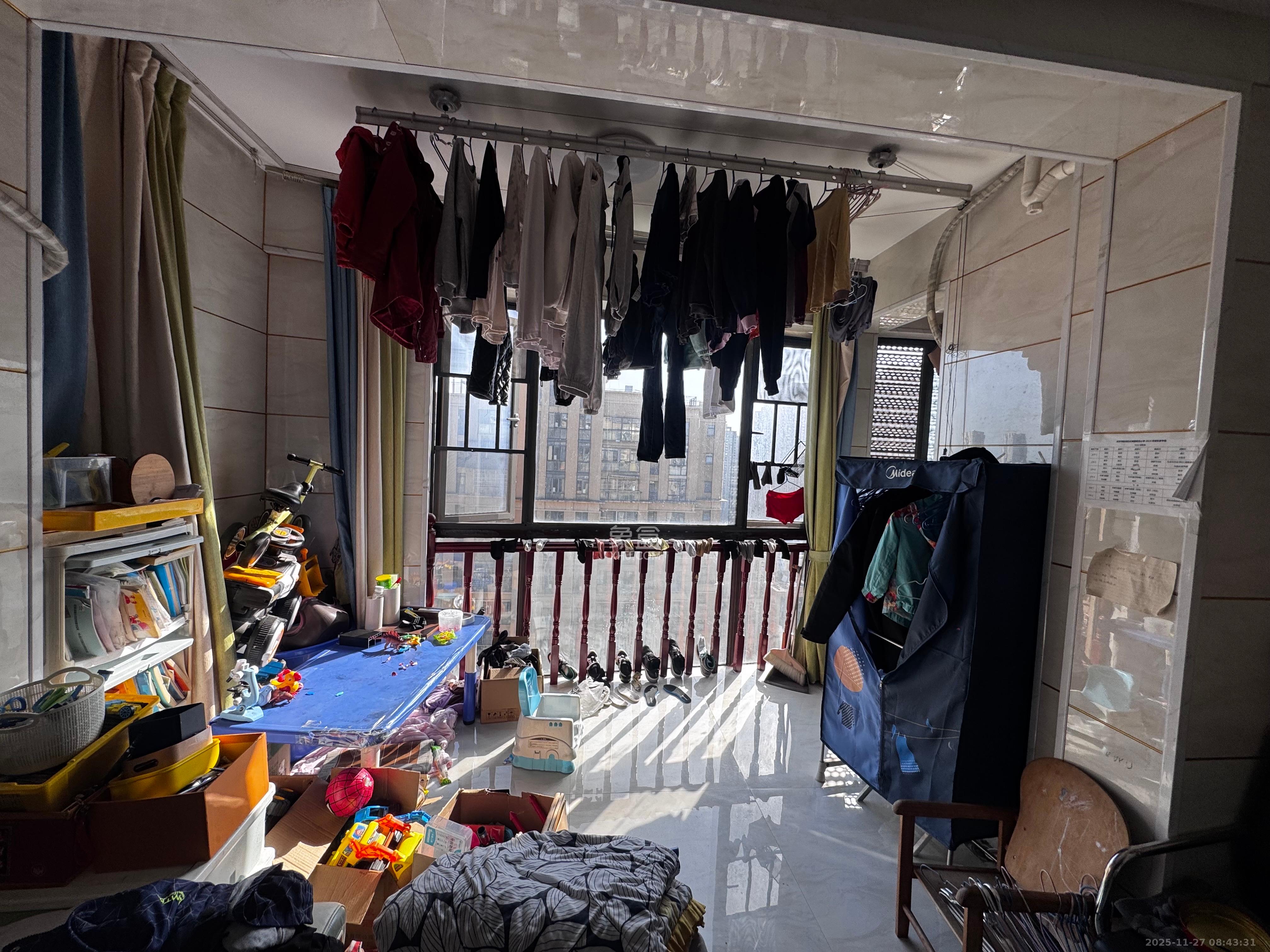 新华都万家城 3室2厅1卫 2400.0元/月 新华都万家城 3室2厅1卫 2400.0元/月室内图