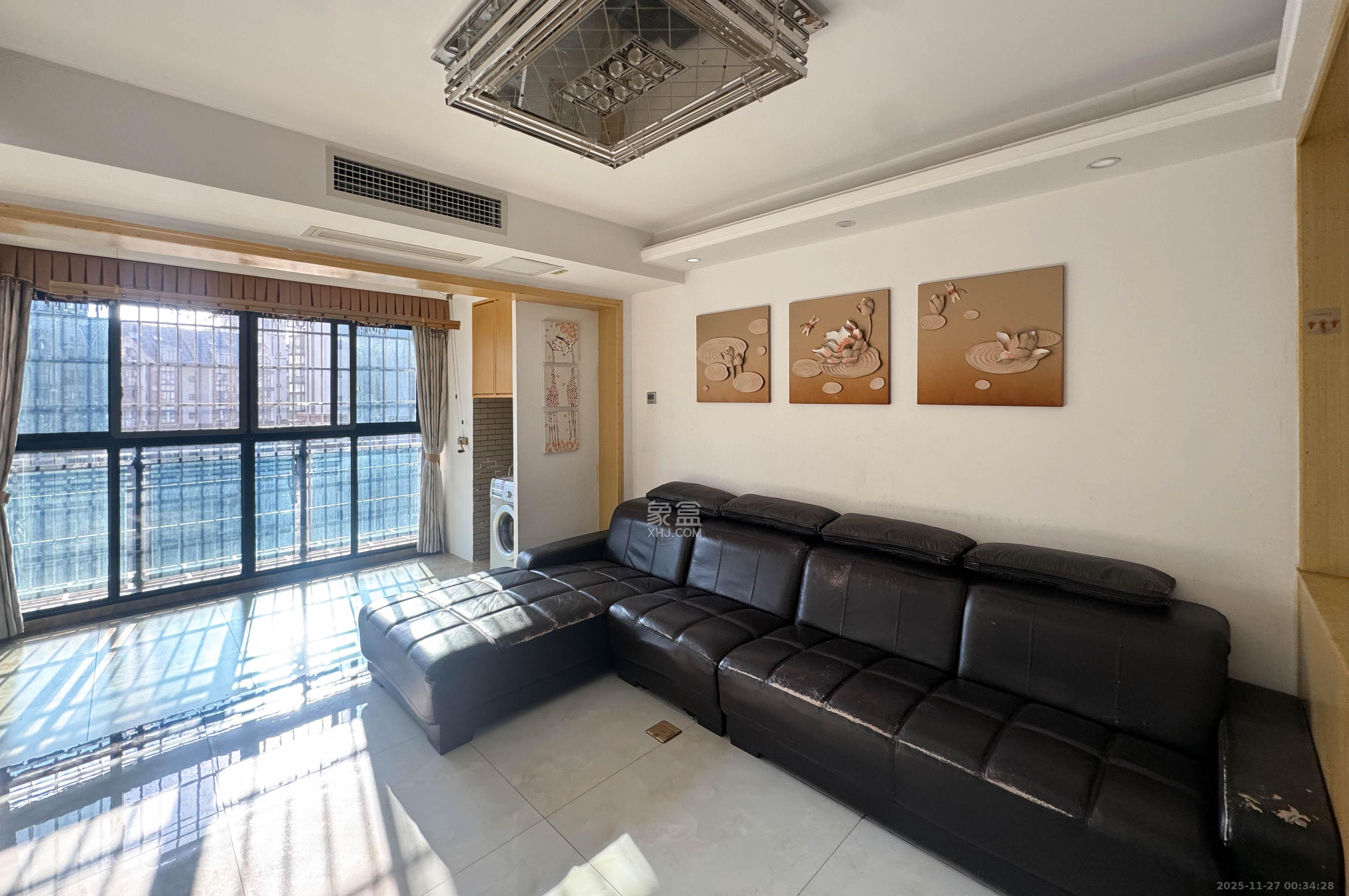 阿普阿布 1室2厅1卫 89.0万 阿普阿布 1室2厅1卫 89.0万客厅