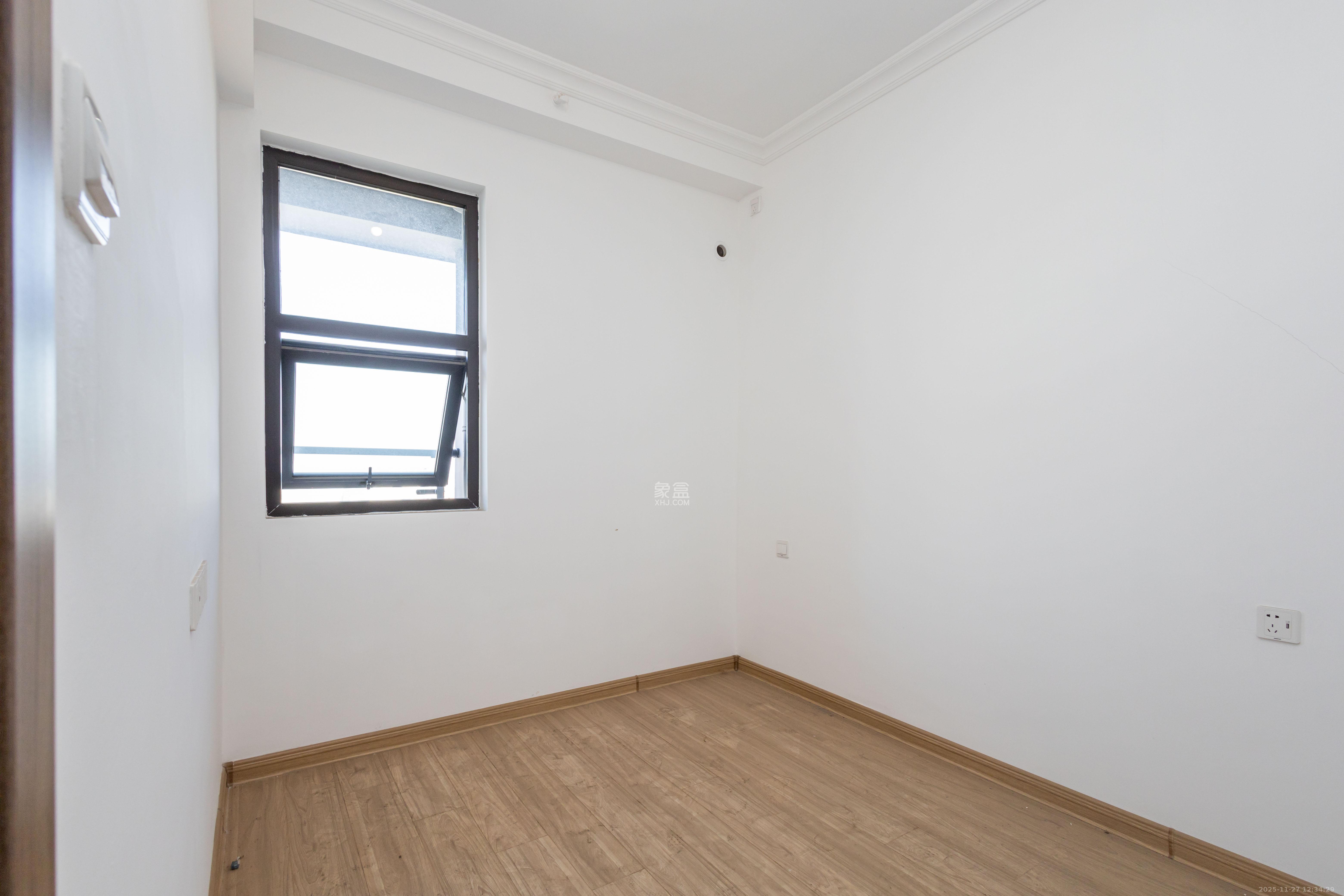 碧桂园星荟 1室1厅1卫 15.5万 碧桂园星荟 1室1厅1卫 15.5万客厅