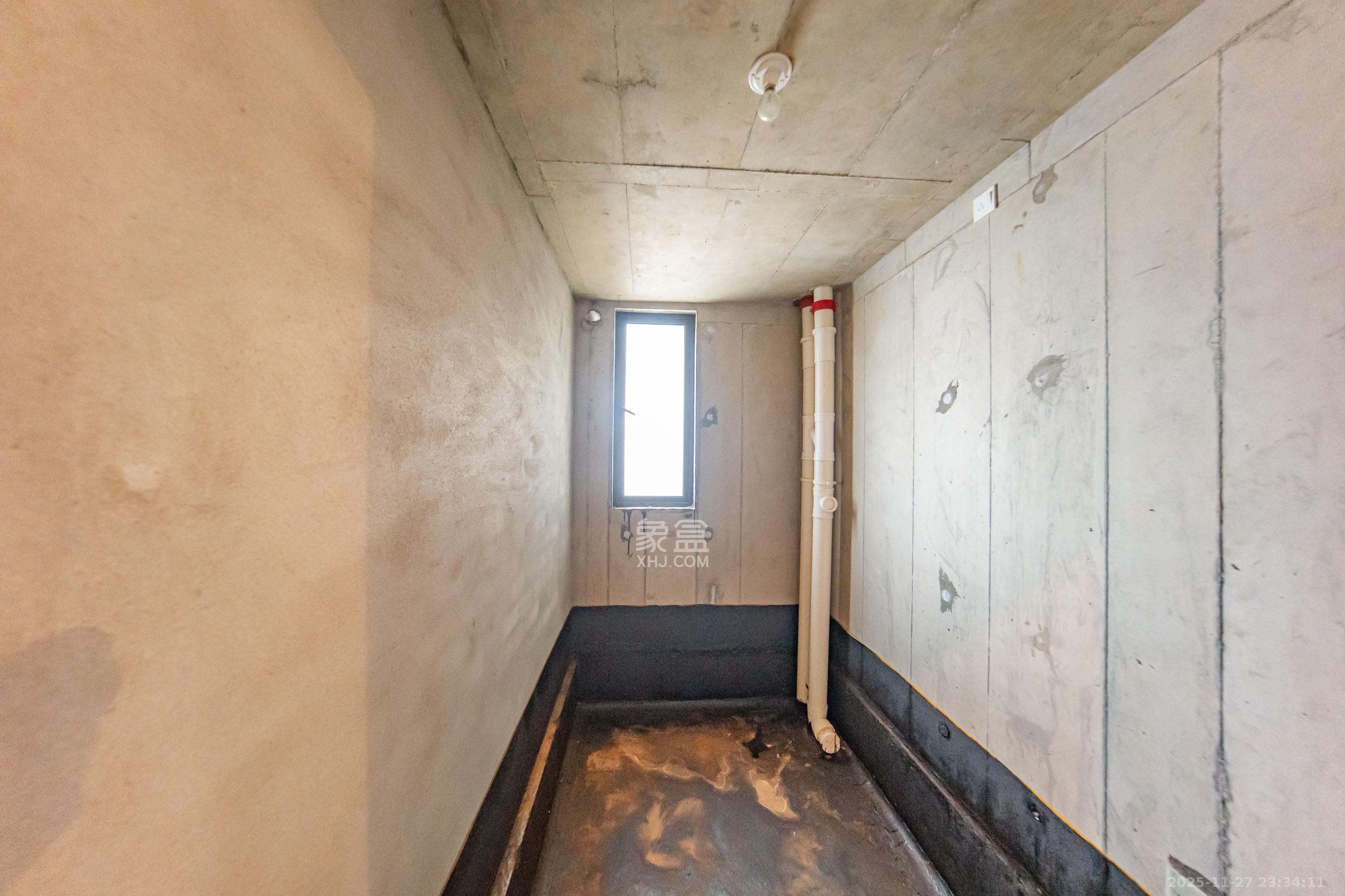 中国铁建京师璟台  3室2厅2卫    78.0万卫生间