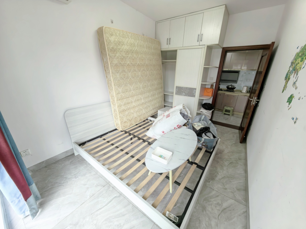 椰岛广场  1室1厅1卫    2500.0元/月室内图