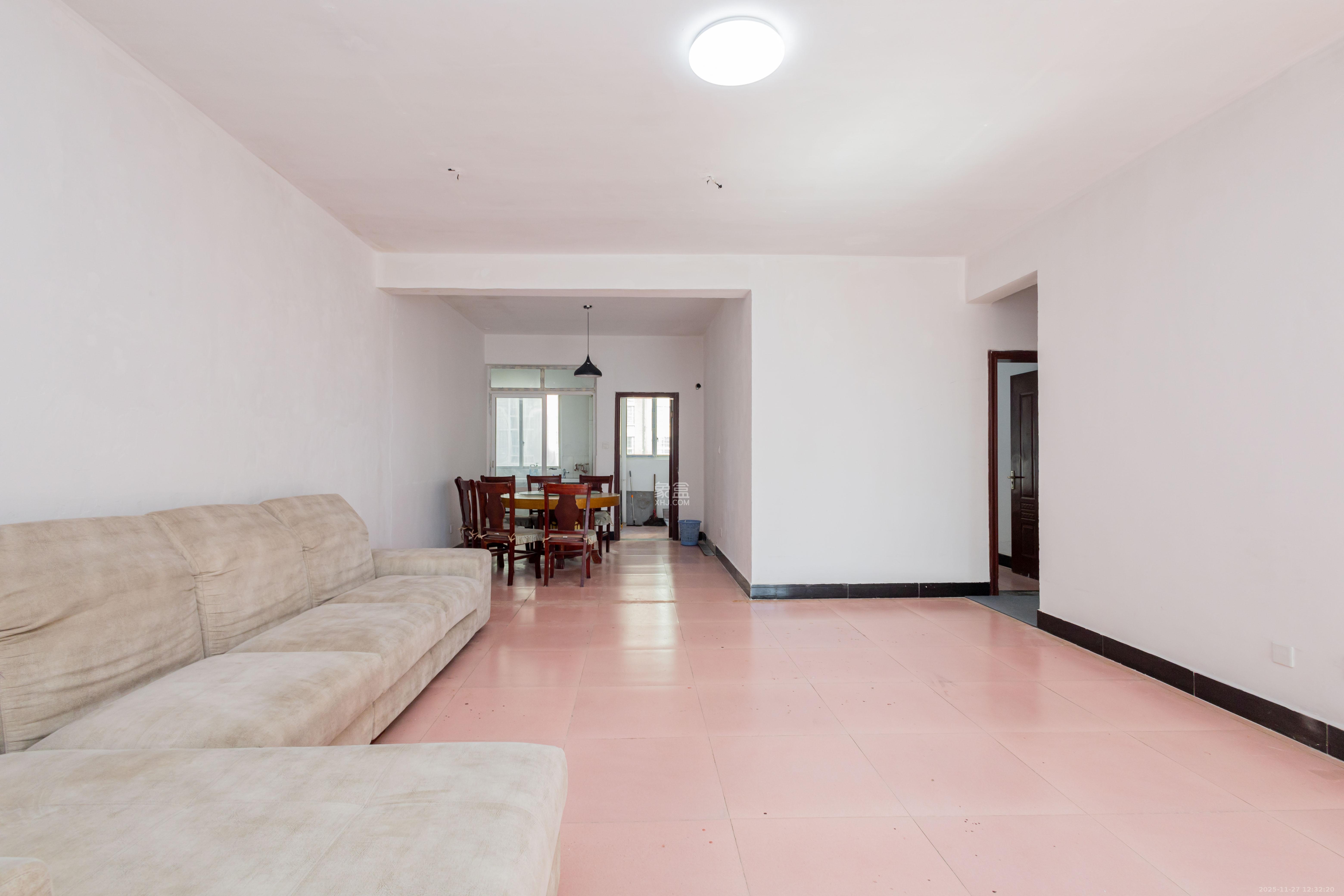 东门尚苑  4室2厅2卫    99.8万