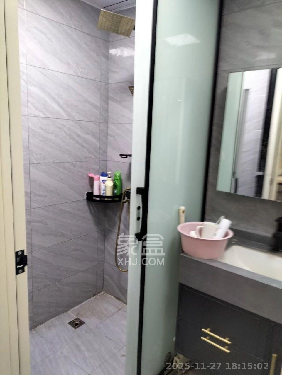 龙湖湘江星座(祺鑫星座公寓) 1室1厅1卫 1400.0元/月 龙湖湘江星座(祺鑫星座公寓) 1室1厅1卫 1400.0元/月室内图