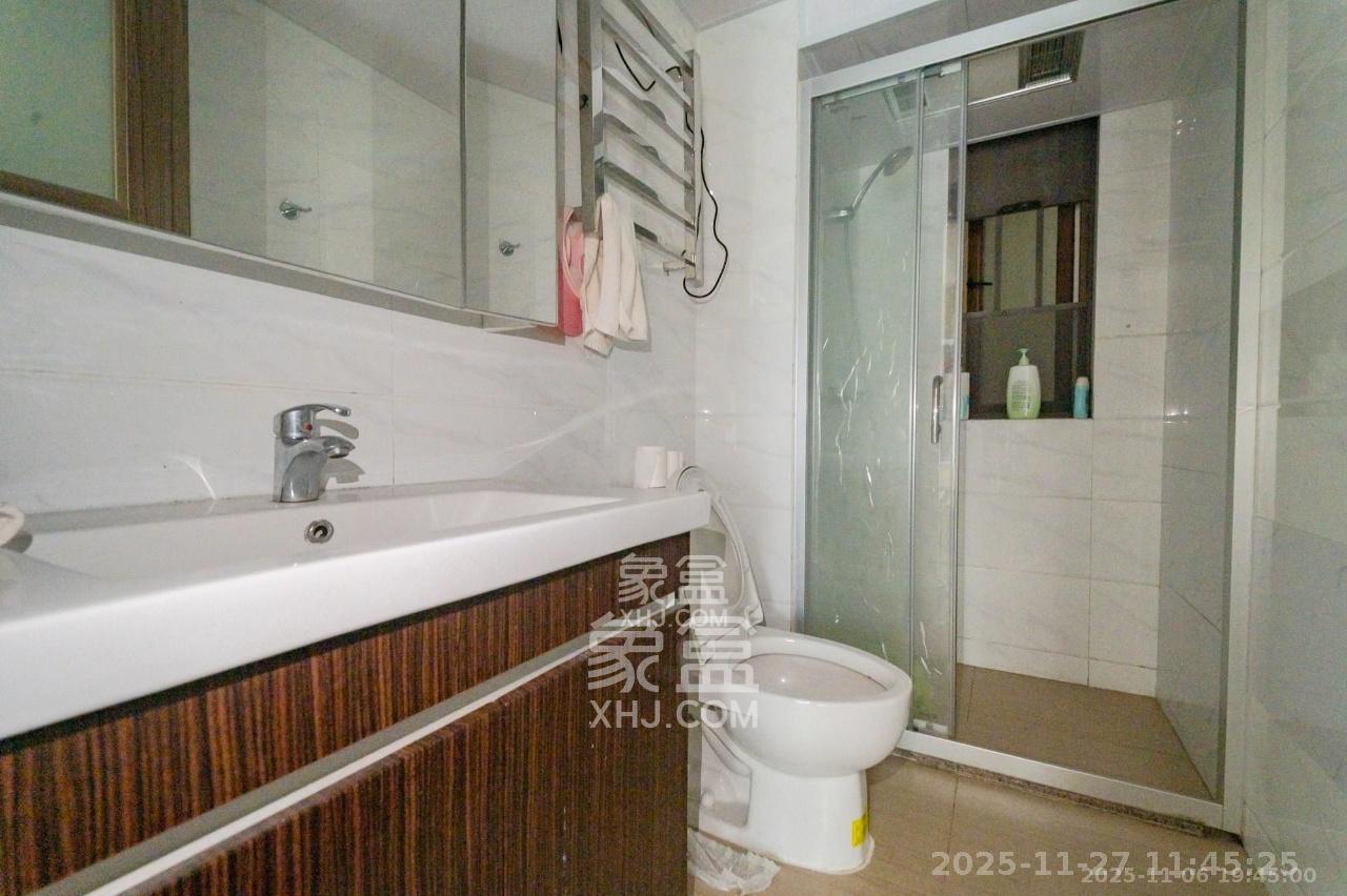 碧桂园中央花园 3室2厅2卫 2700.0元/月 碧桂园中央花园 3室2厅2卫 2700.0元/月室内图