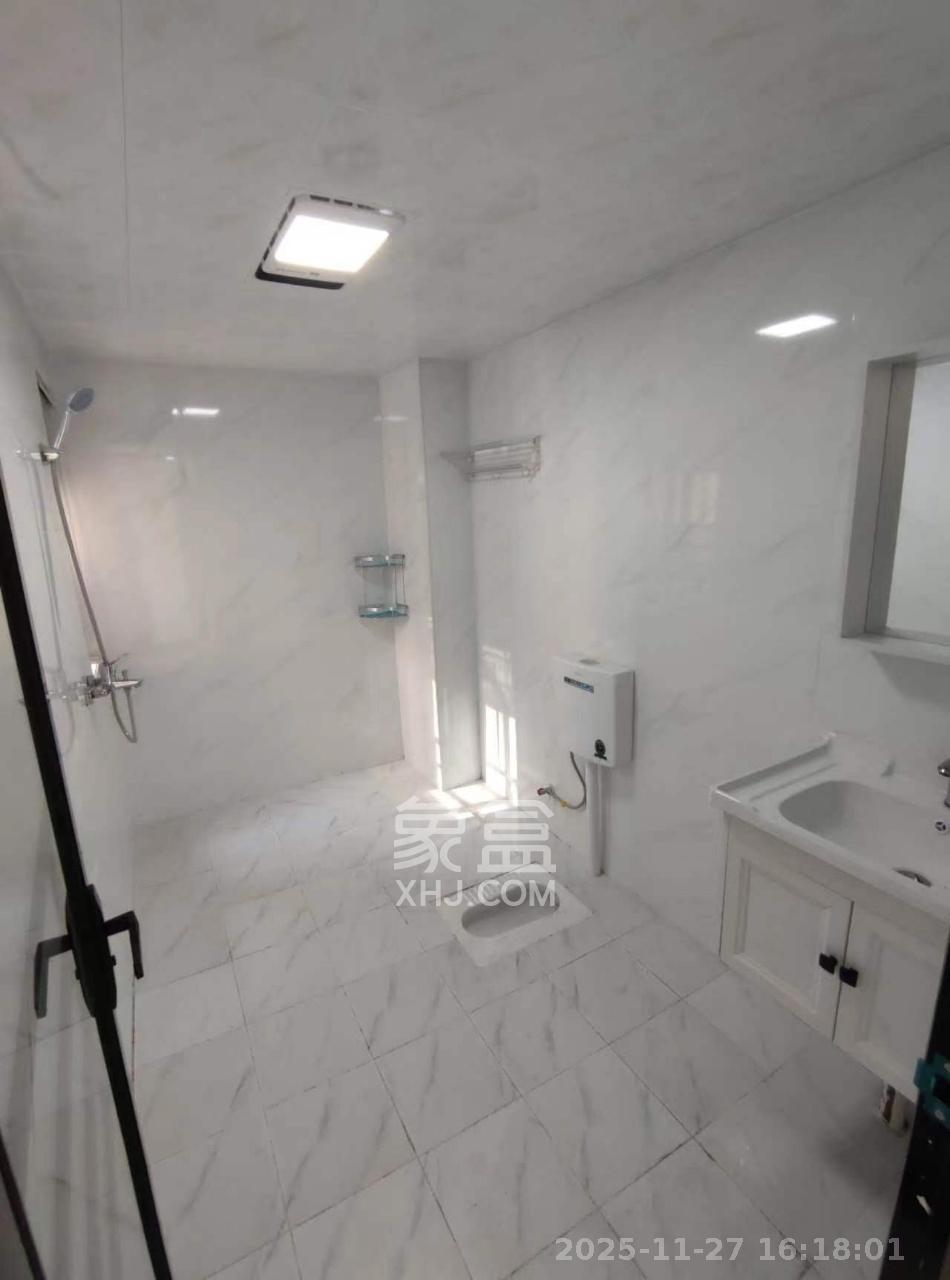 中建嘉和城 3室2厅2卫 2150.0元/月 中建嘉和城 3室2厅2卫 2150.0元/月室内图