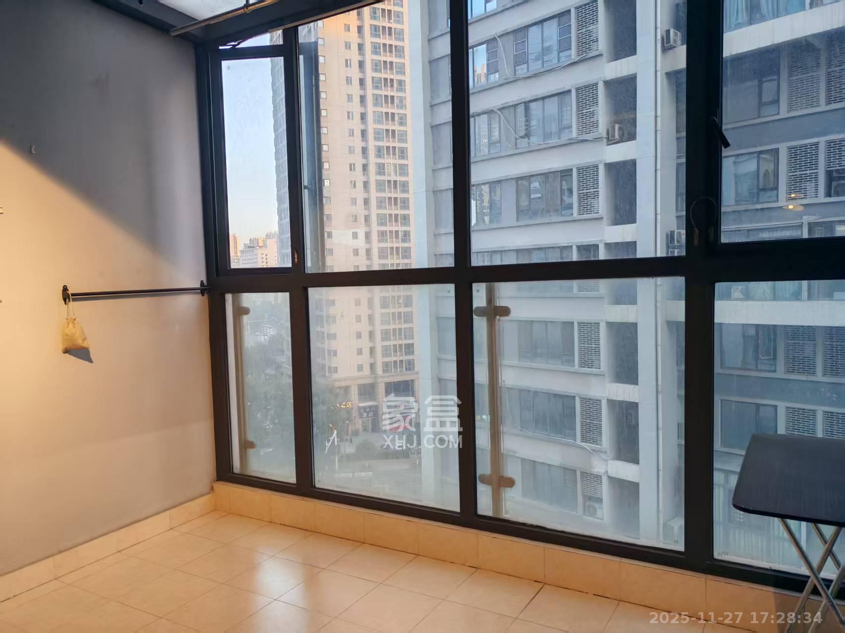 北辰三角洲E3区  1室1厅1卫    2000.0元/月室内图