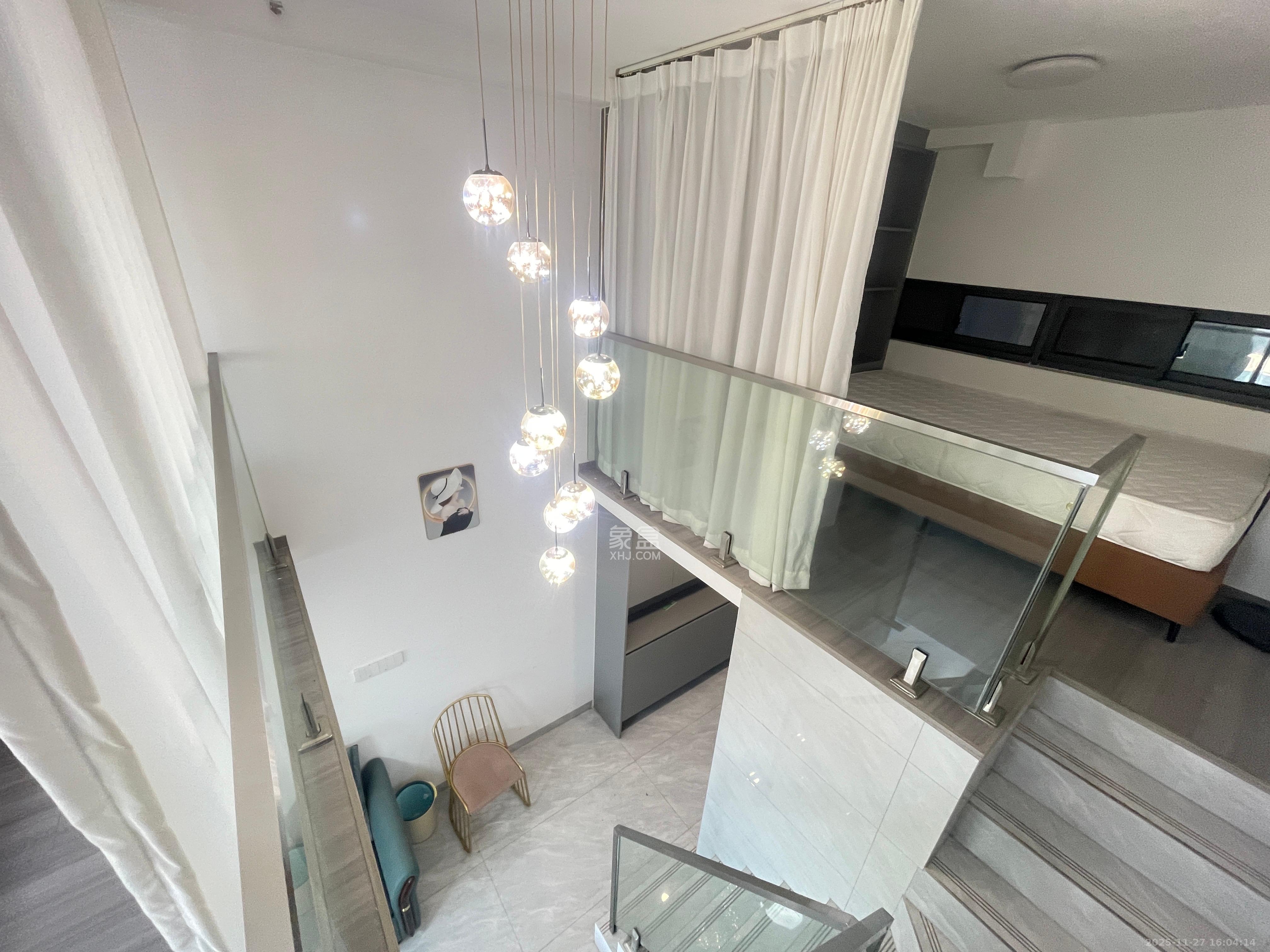 卓越伊景寓  2室2厅1卫    2000.0元/月室内图