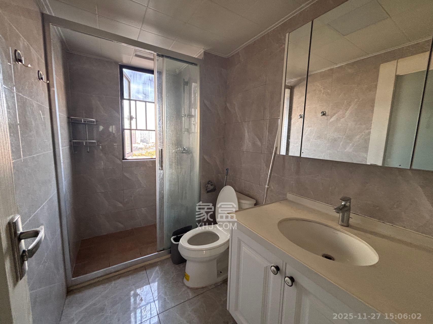 中海珑悦府  1室0厅0卫    3400.0元/月室内图