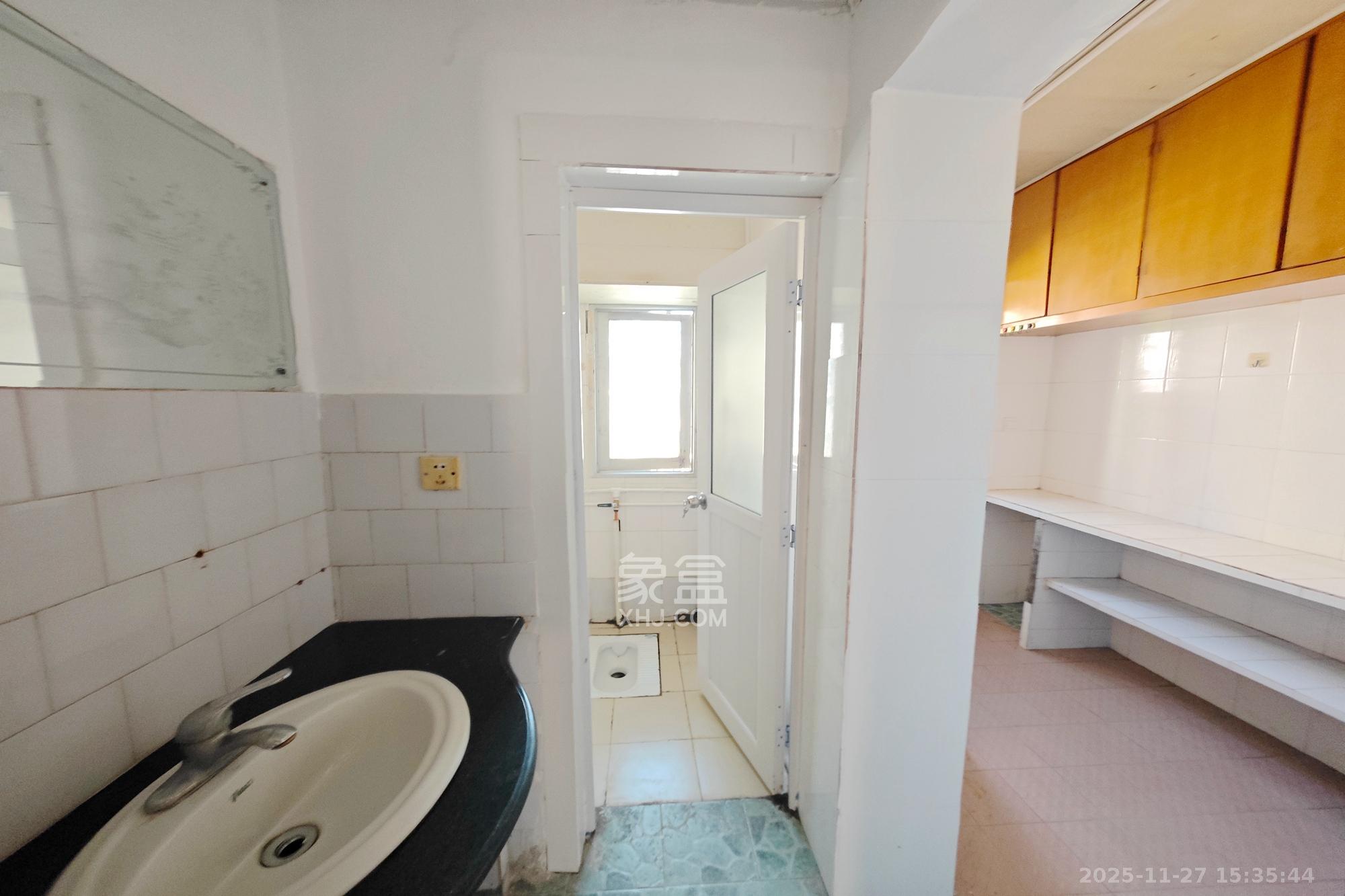 桂花路铁建宿舍  2室1厅1卫    1200.0元/月室内图