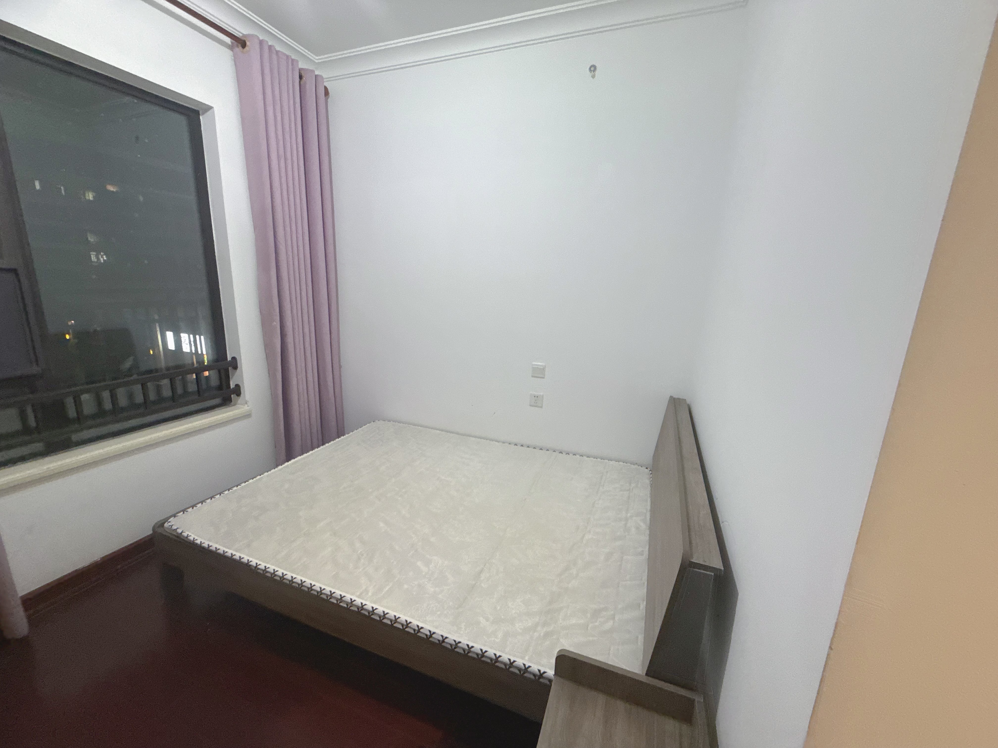 中海锦城  2室2厅1卫    2600.0元/月室内图