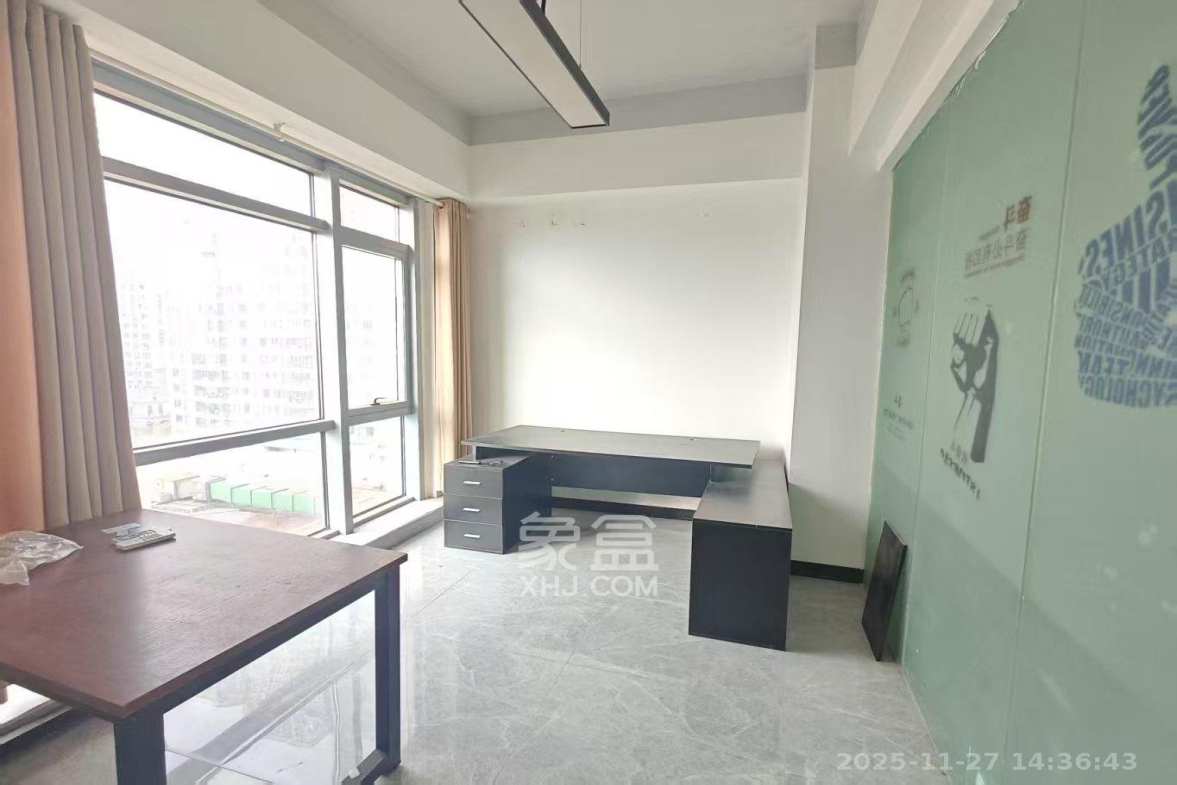 奥克斯缔壹城 1室1厅1卫 2800.0元/月 奥克斯缔壹城 1室1厅1卫 2800.0元/月室内图