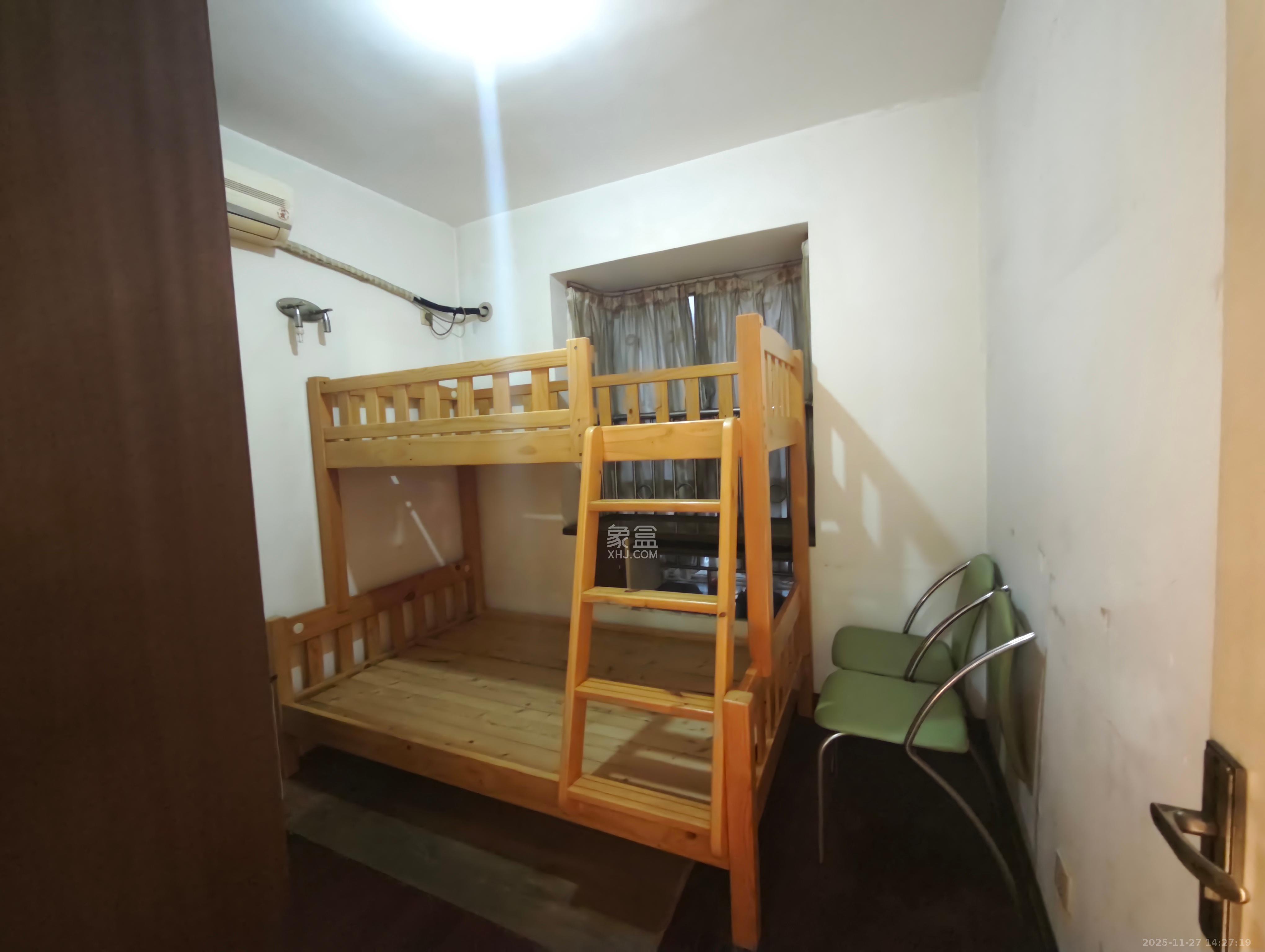 星语林名园  2室1厅1卫    1800.0元/月