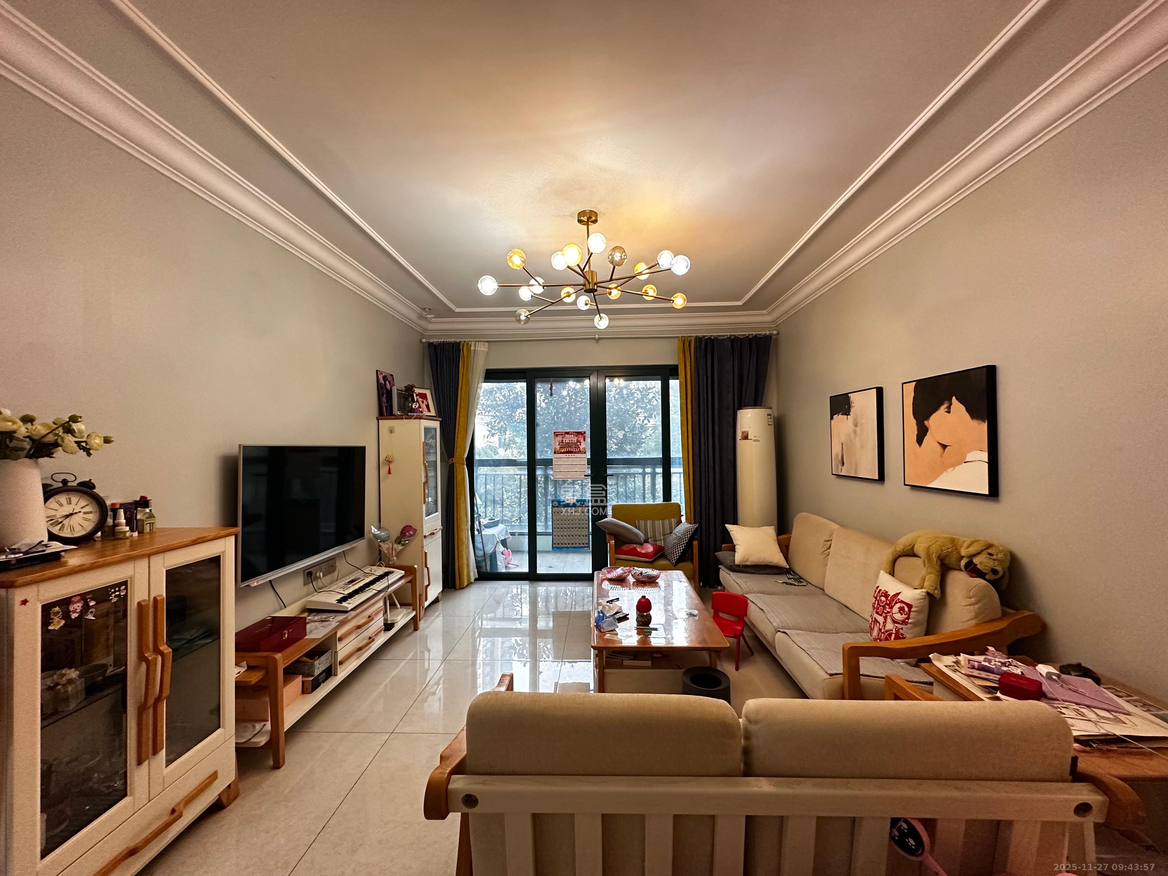 恒大雅苑 3室2厅3卫 3800.0元/月 恒大雅苑 3室2厅3卫 3800.0元/月室内图