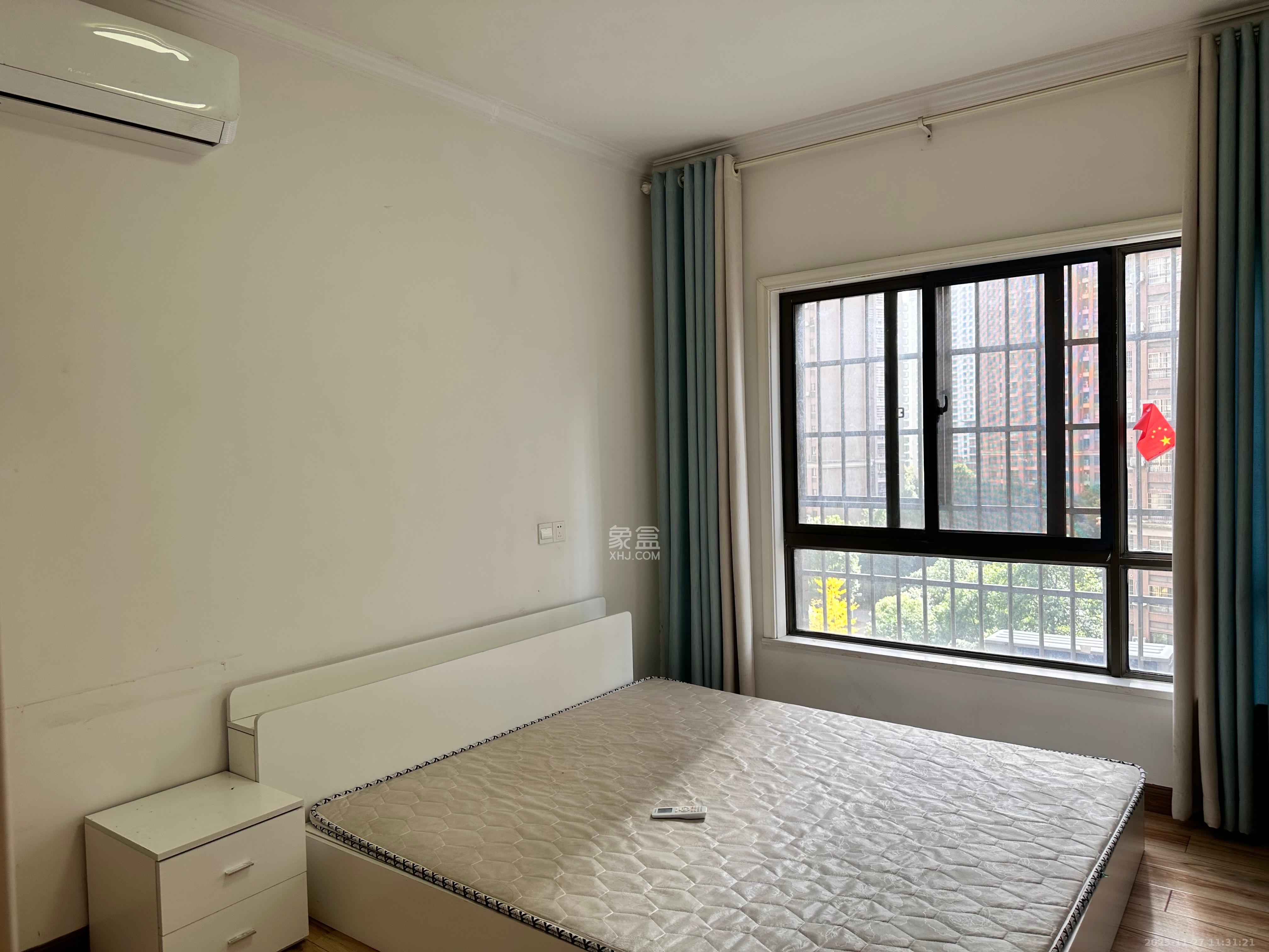 家和院  4室2厅2卫    2200.0元/月室内图