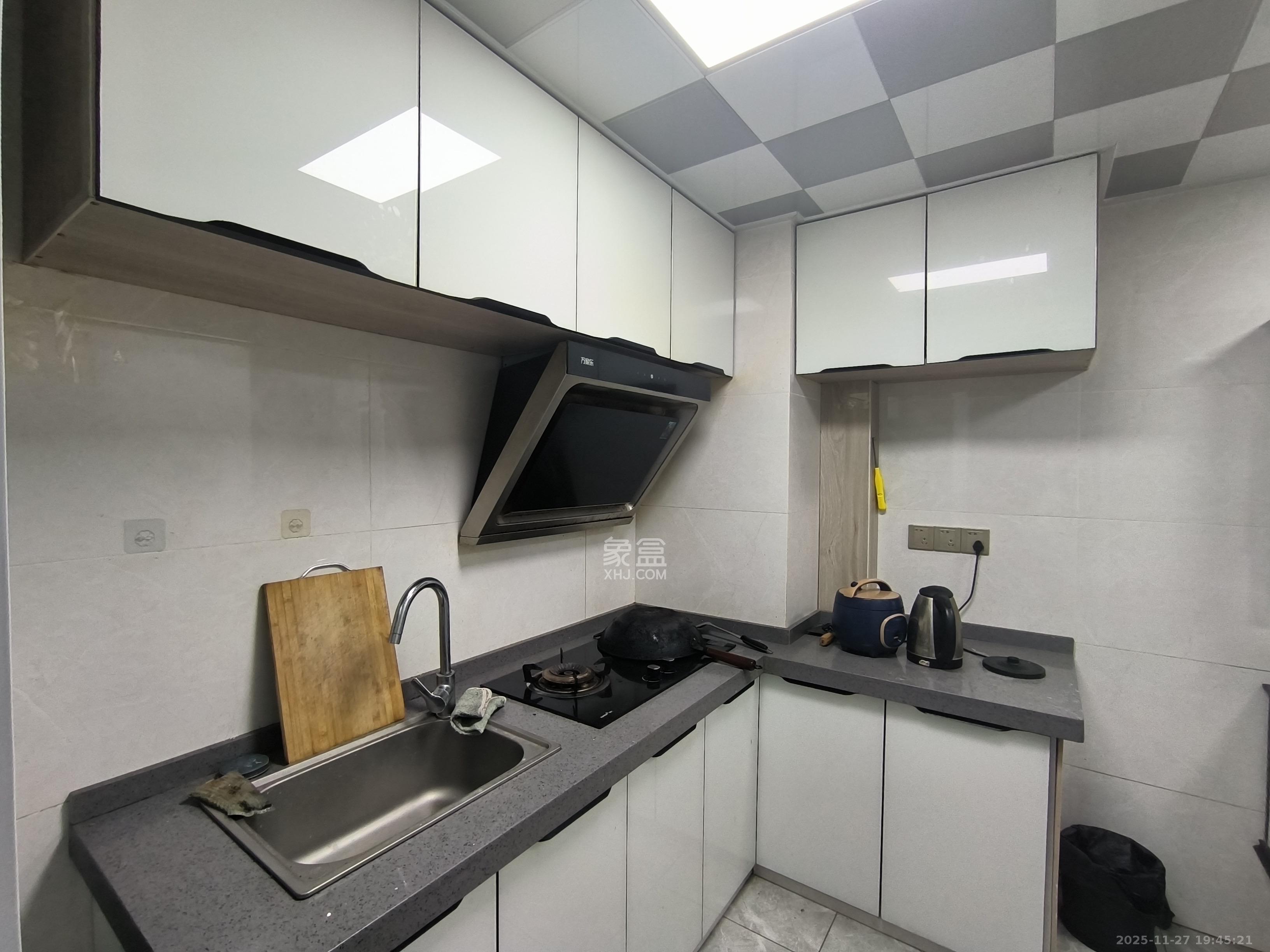 丰禧园 1室1厅1卫 1700.0元/月 丰禧园 1室1厅1卫 1700.0元/月室内图