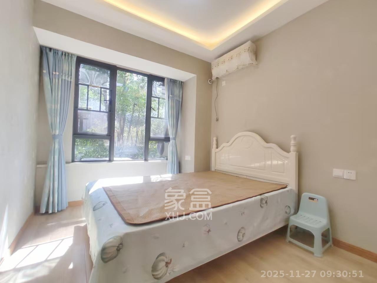 南山十里天池  4室2厅2卫    2200.0元/月室内图