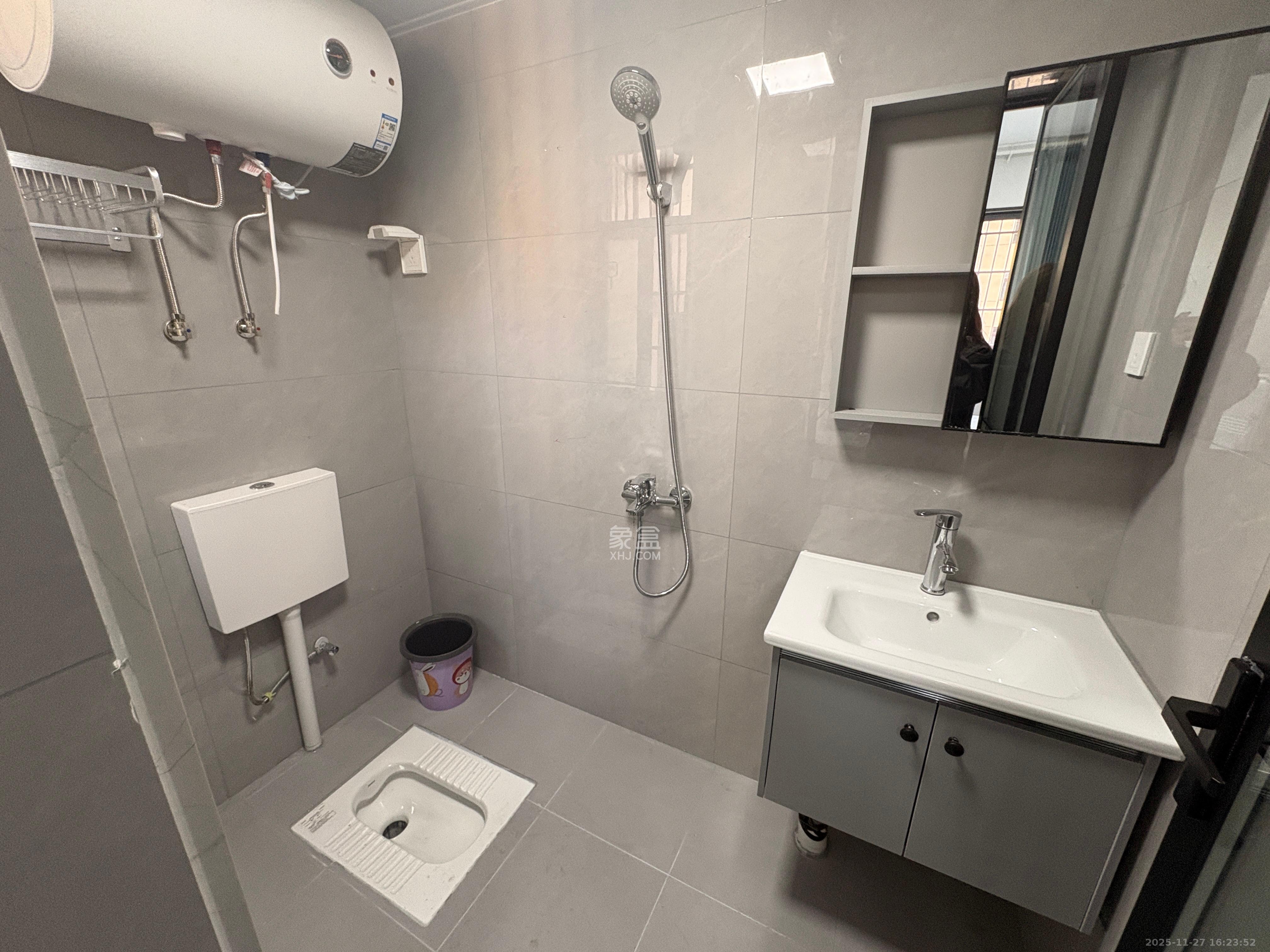 新宇东升家园  1室1厅1卫    1100.0元/月