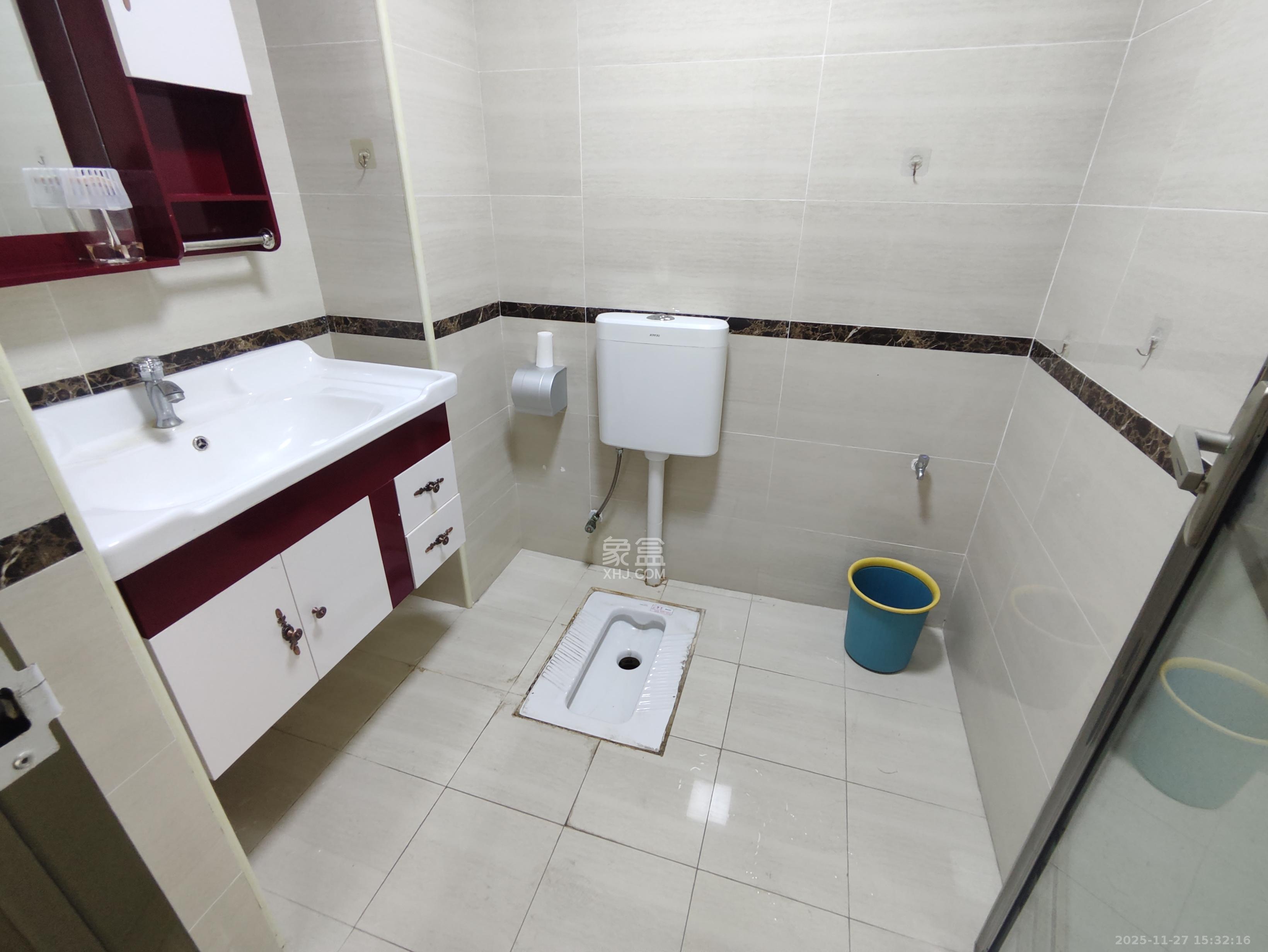 长房天翼未来城  1室1厅1卫    1500.0元/月室内图