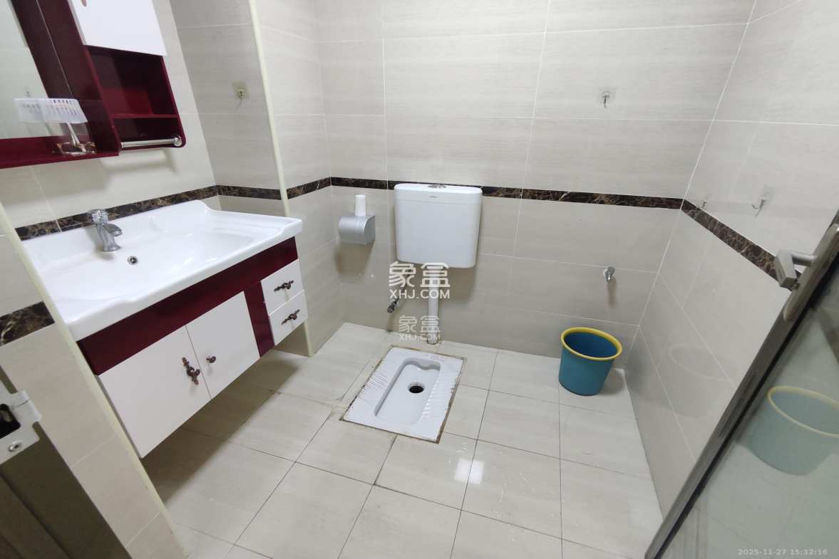 长房天翼未来城 1室1厅1卫 1500.0元/月 长房天翼未来城 1室1厅1卫 1500.0元/月室内图